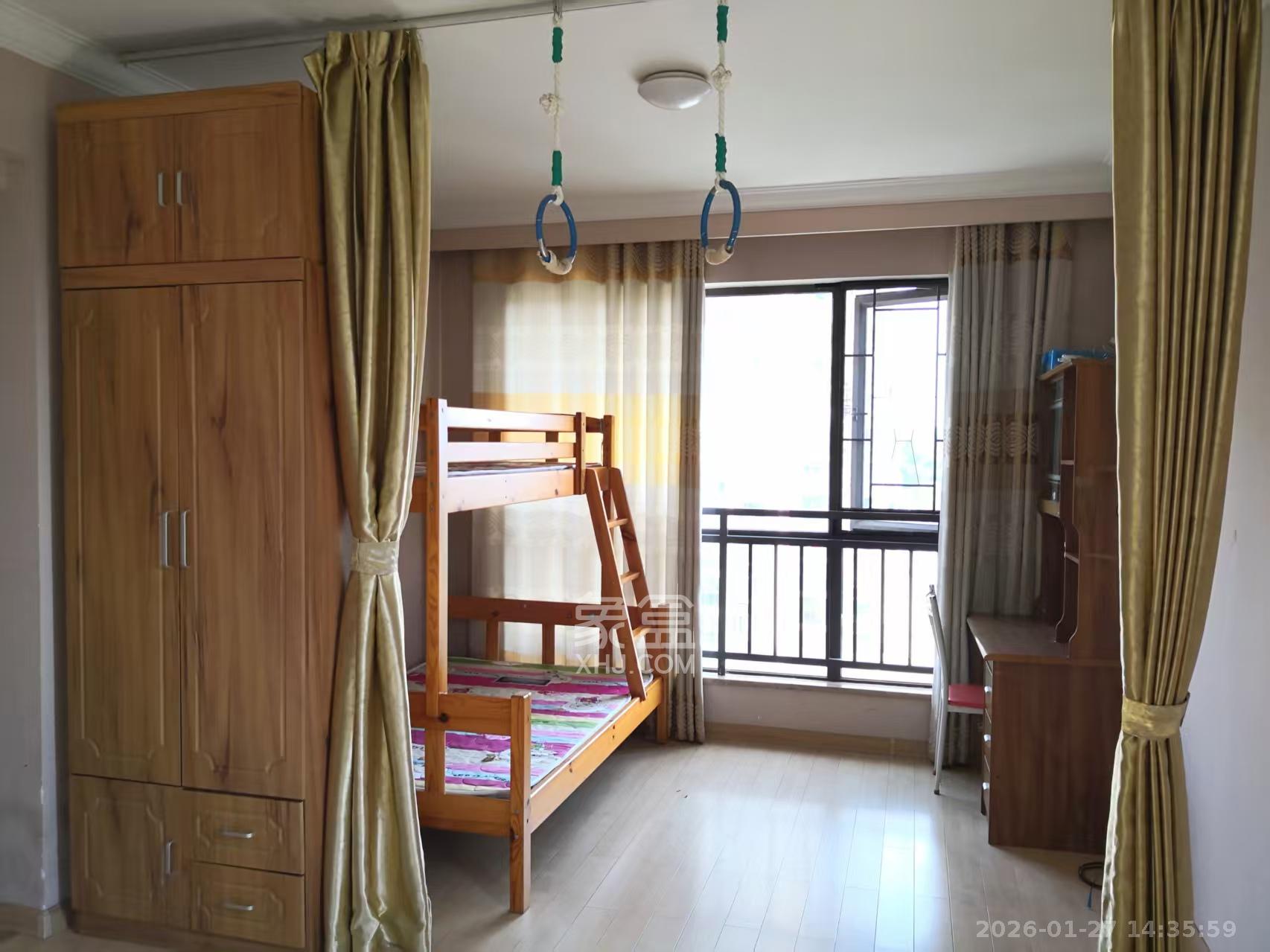 旭辉藏郡（藏郡、旭湘华府)  1室1厅1卫    1400.0元/月