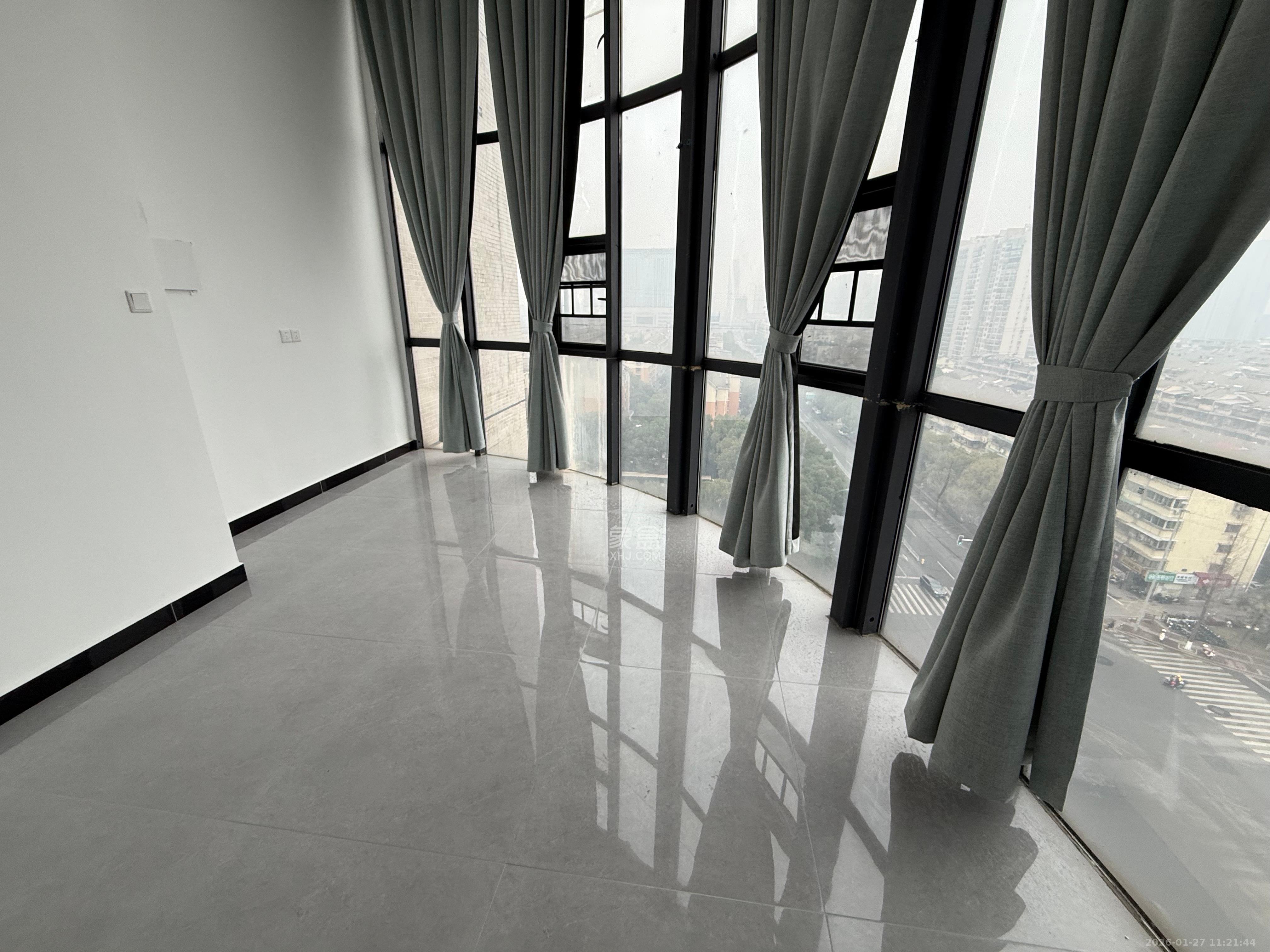 芙蓉明珠   70.0㎡      2000.0元/月室内图