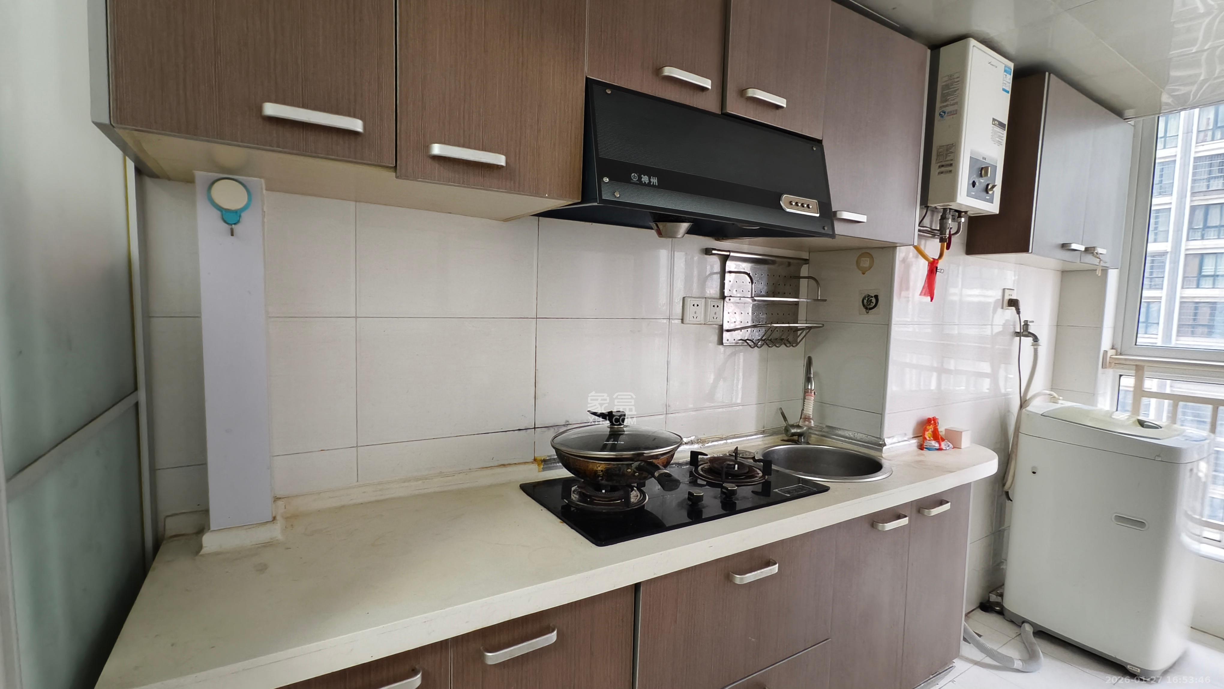 时代星城  1室1厅1卫    900.0元/月