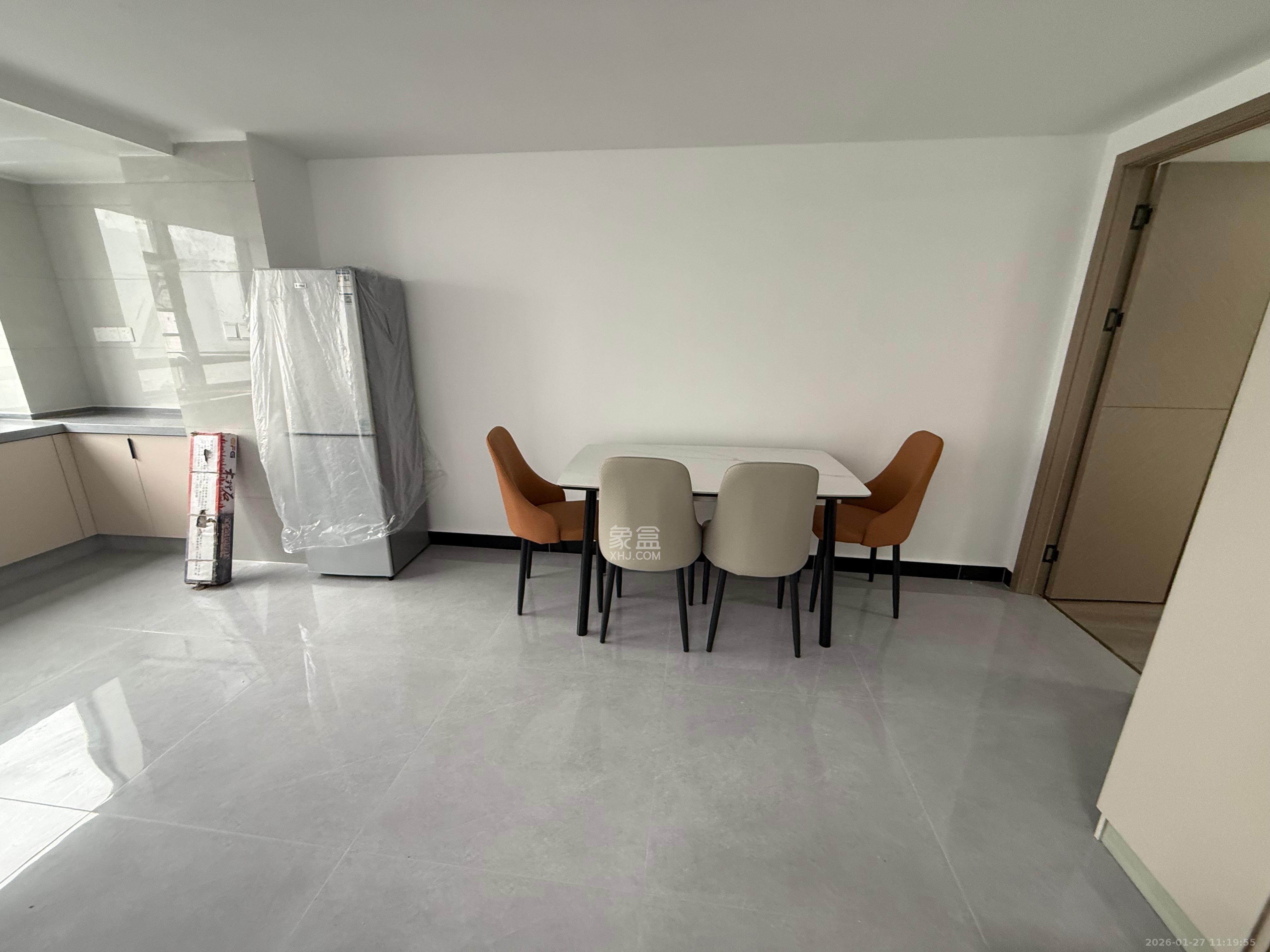 芙蓉明珠   100.0㎡      2800.0元/月室内图