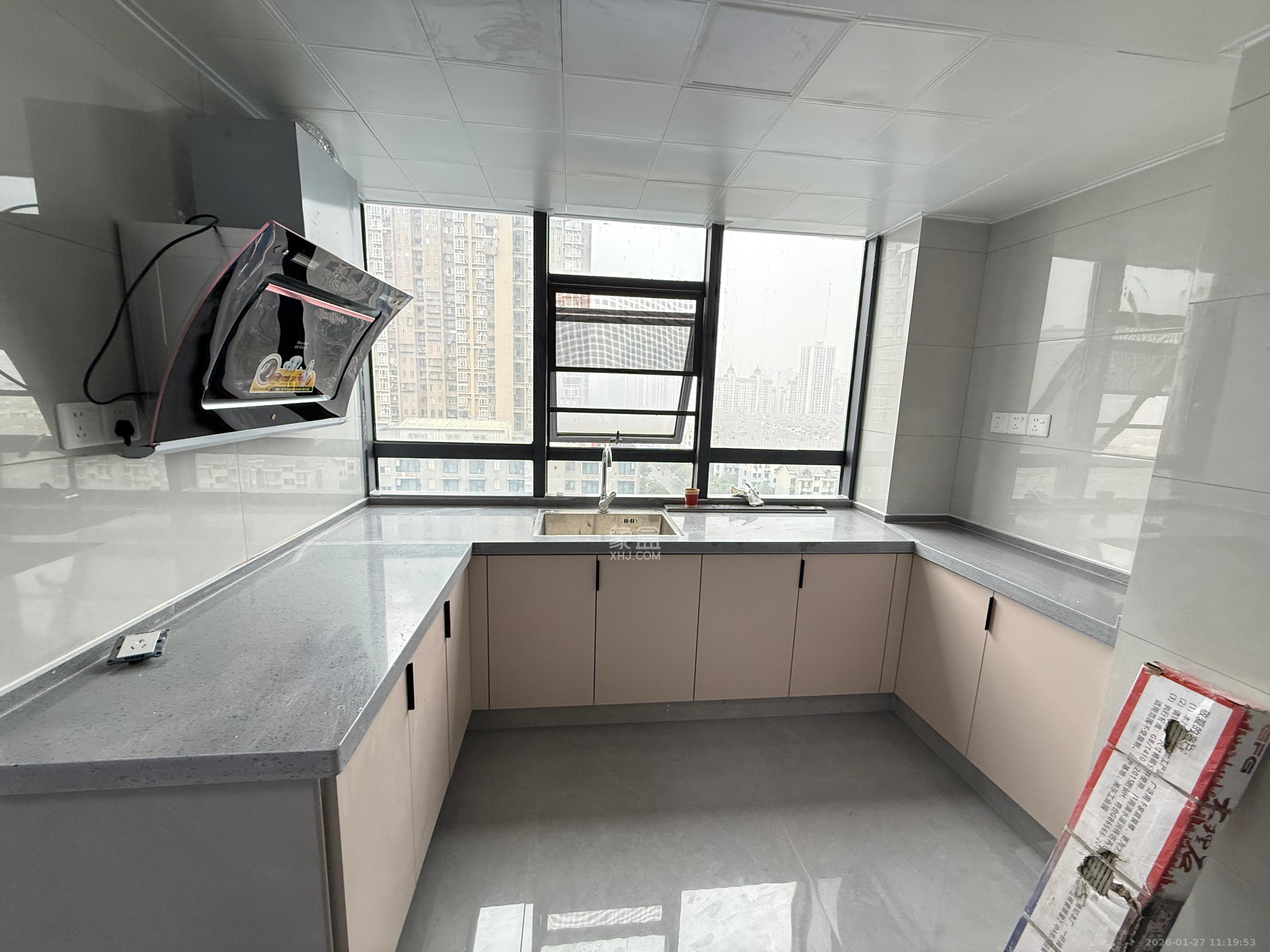 芙蓉明珠   100.0㎡      2800.0元/月室内图