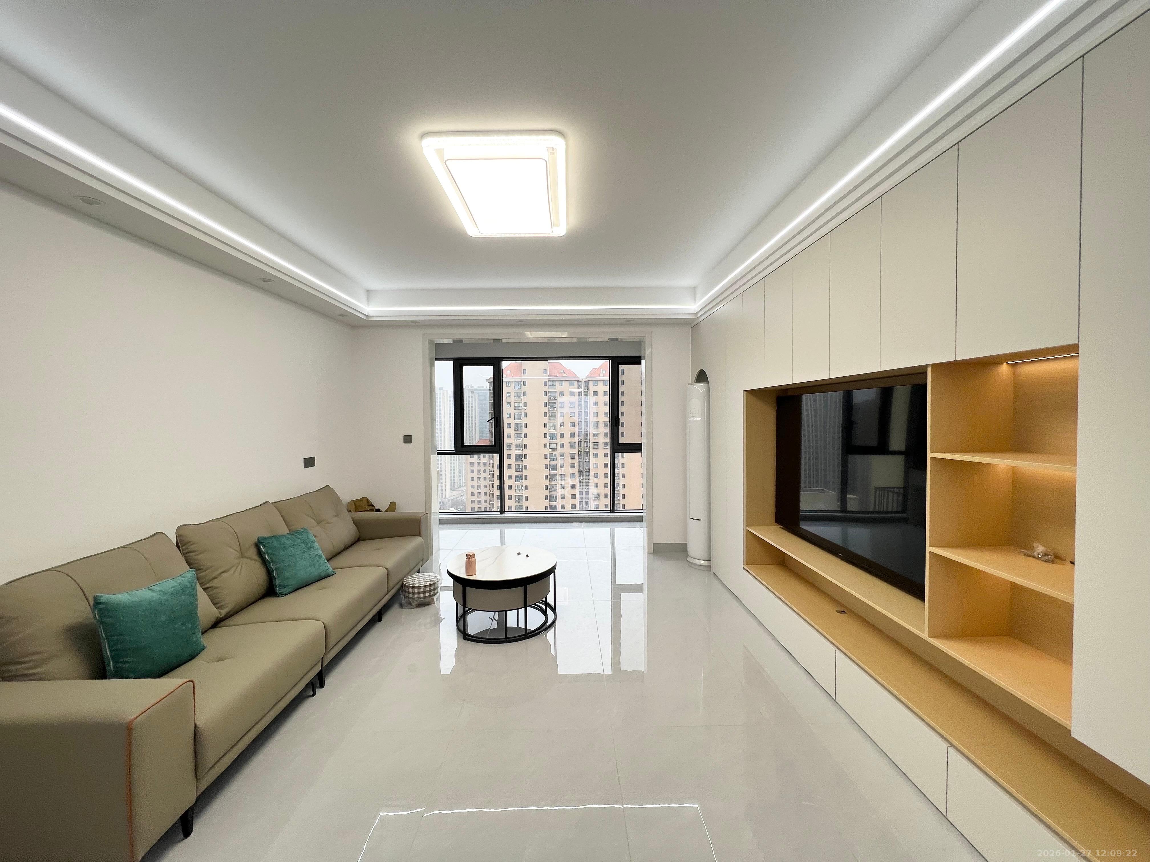 望远嘉苑  3室2厅2卫    3200.0元/月