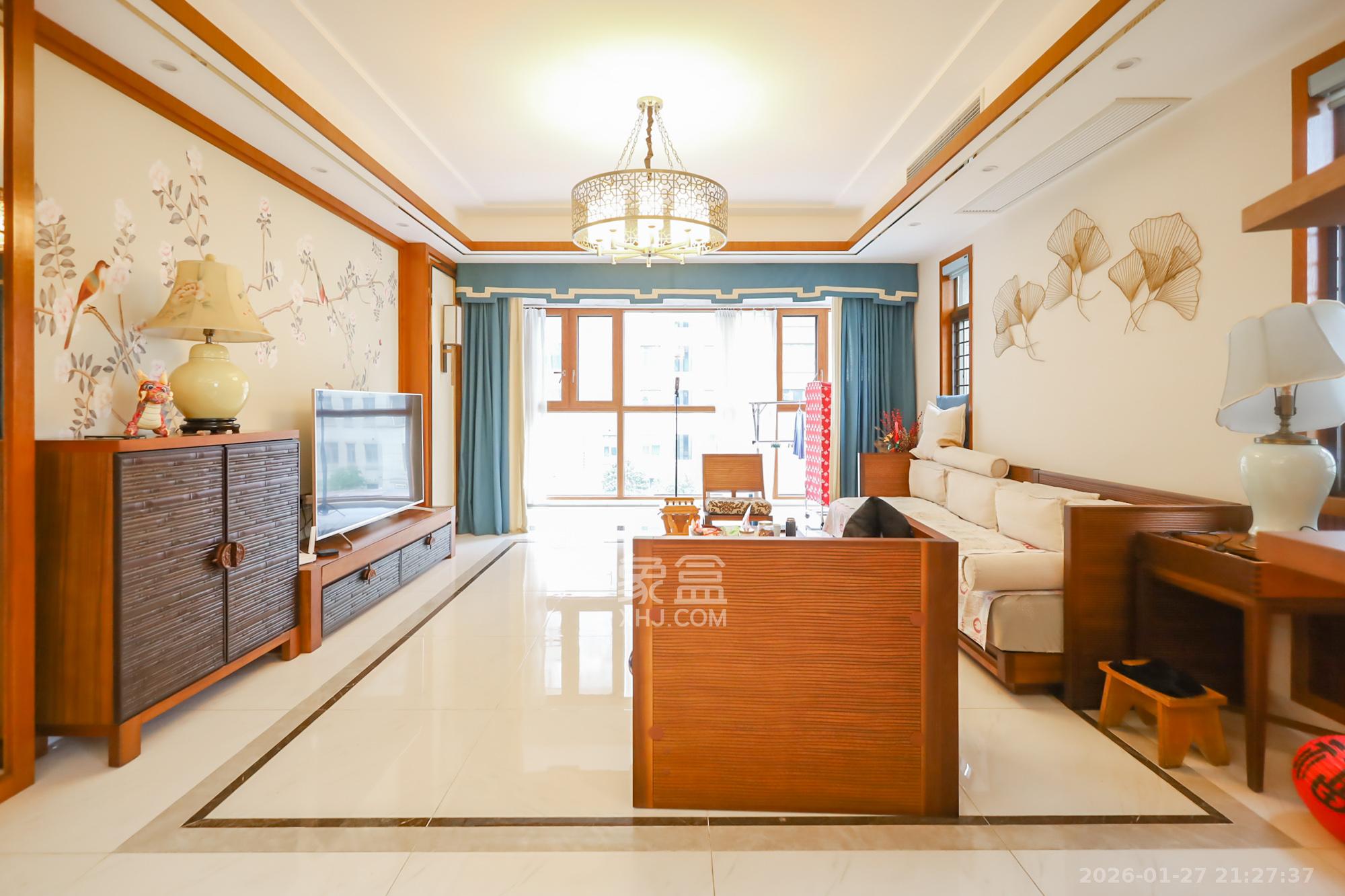 绿地湖湘中心  4室2厅2卫    350.0万