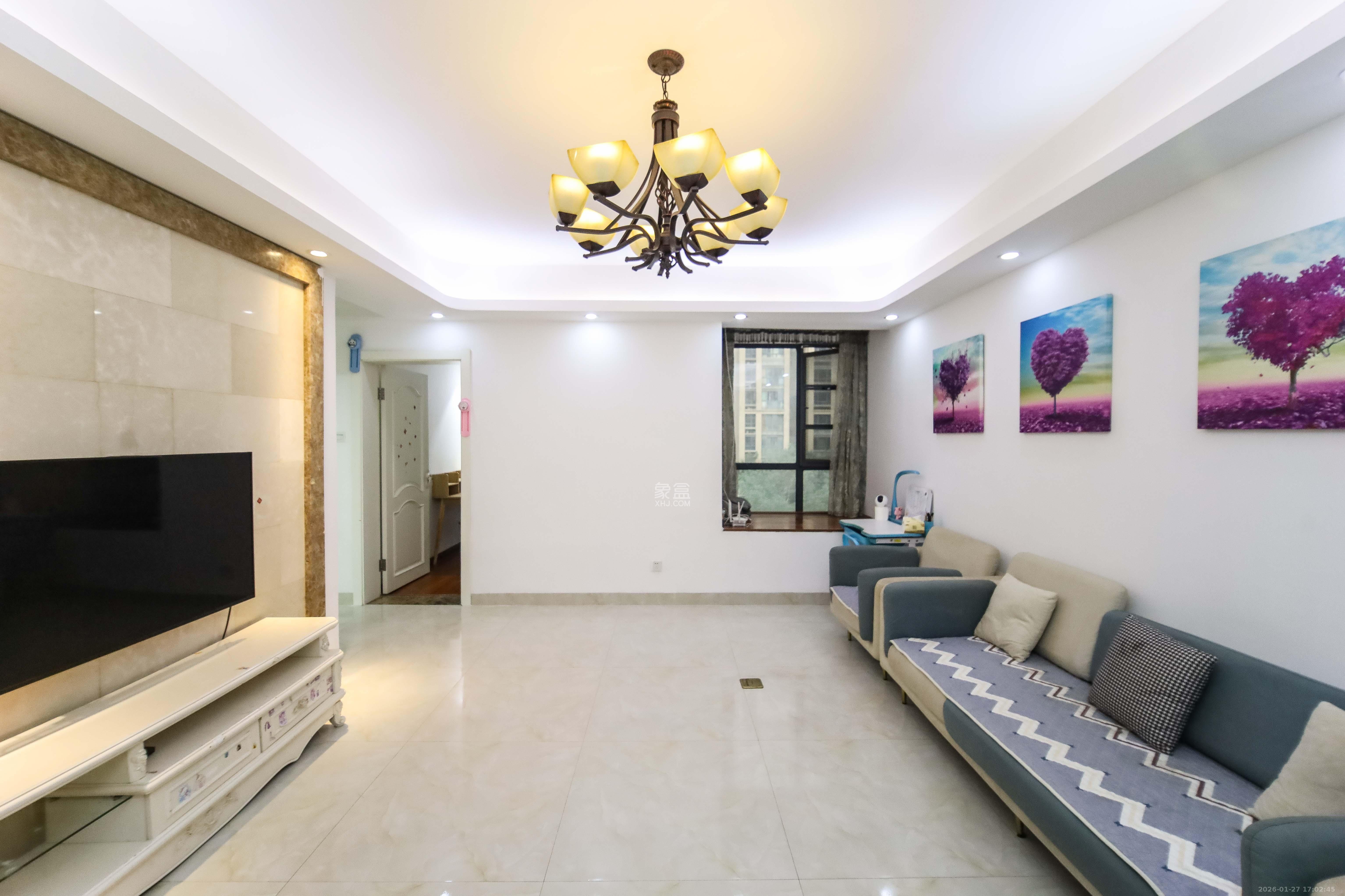 百纳广场（百纳公寓）  2室2厅1卫    73.8万