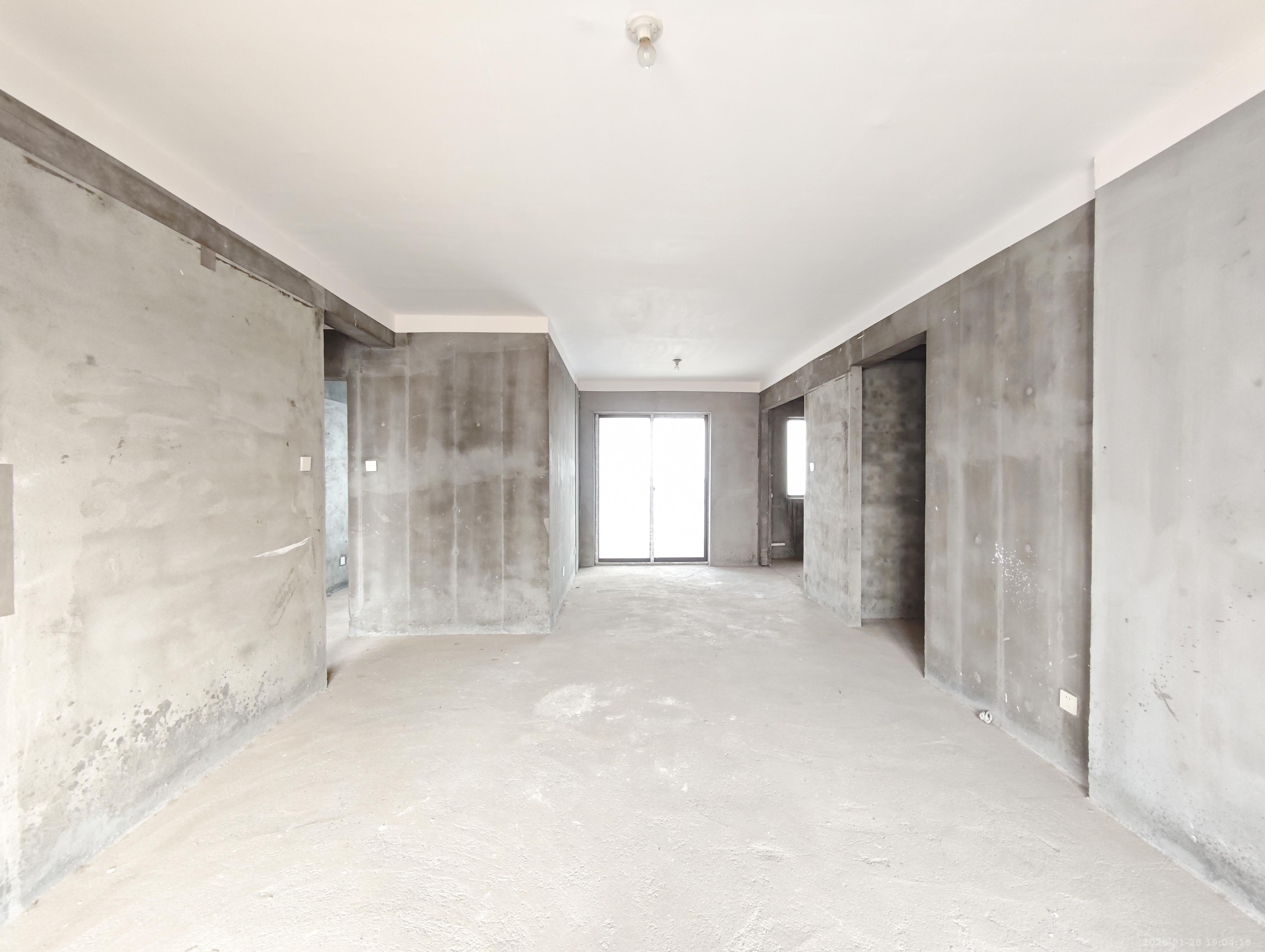 长房明宸府  4室2厅2卫    115.0万