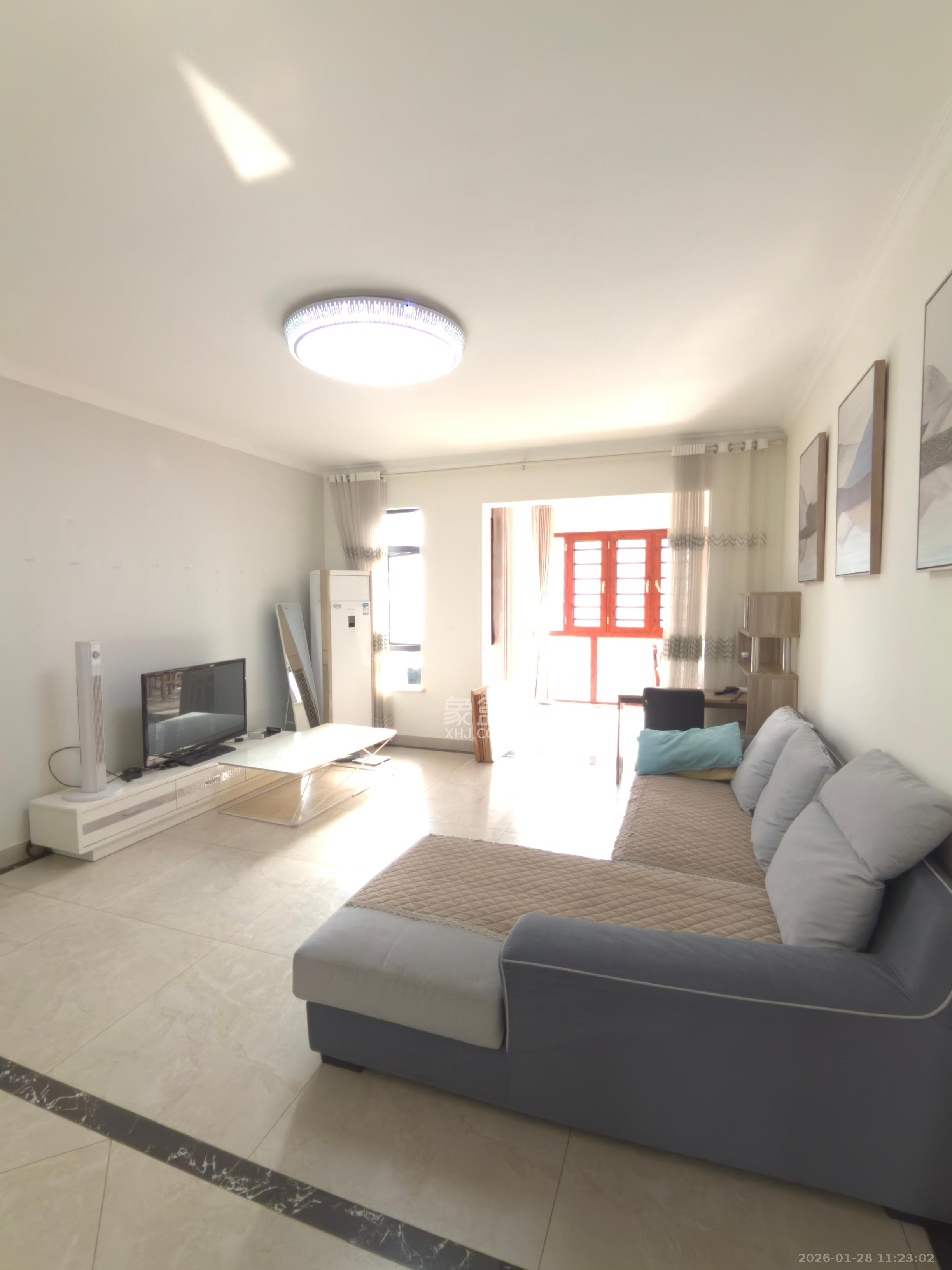 联诚国际城  3室2厅2卫    1800.0元/月