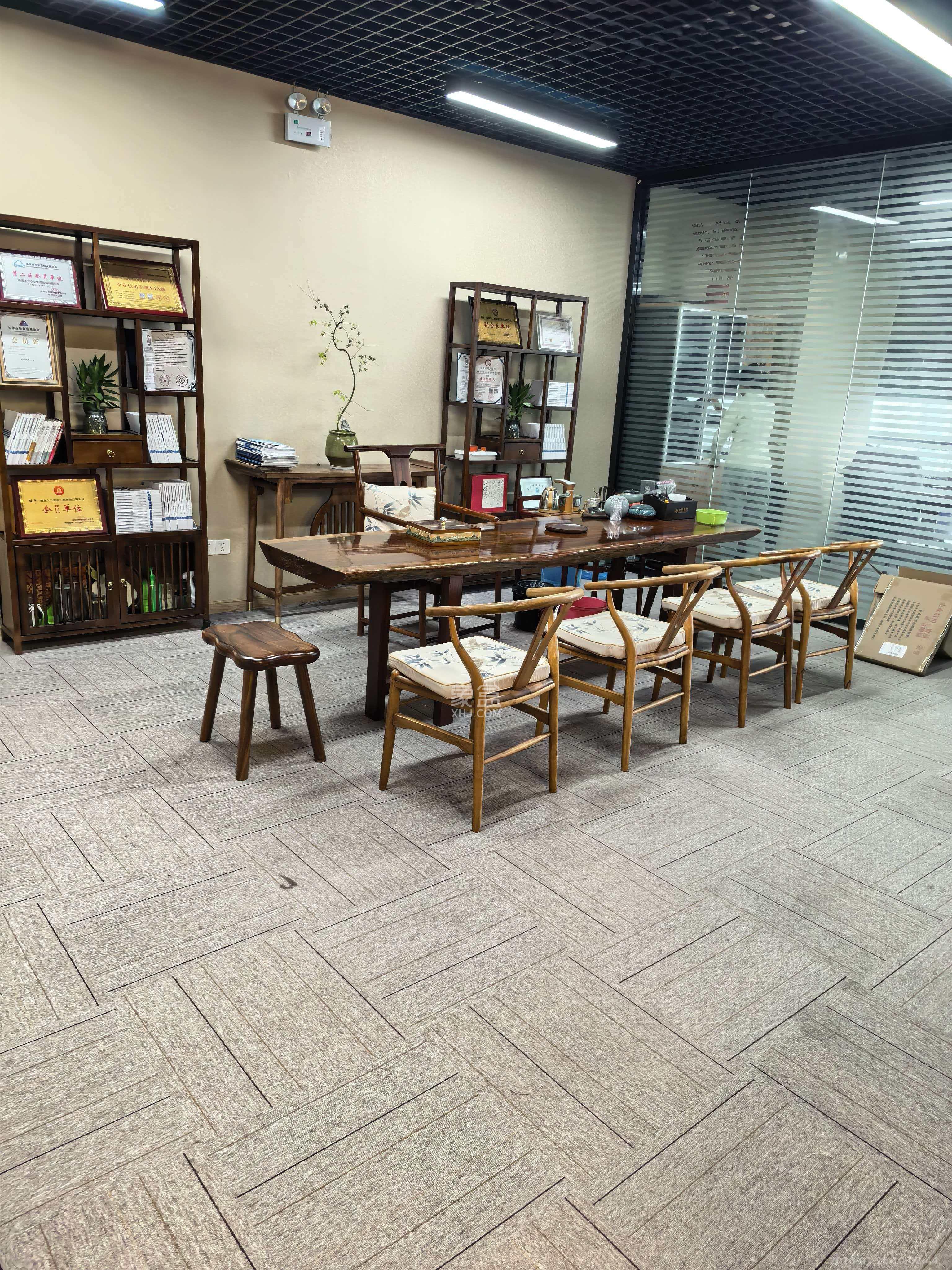 泊富公寓（泊富国际广场）   134.41㎡      7000.0元/月室内图