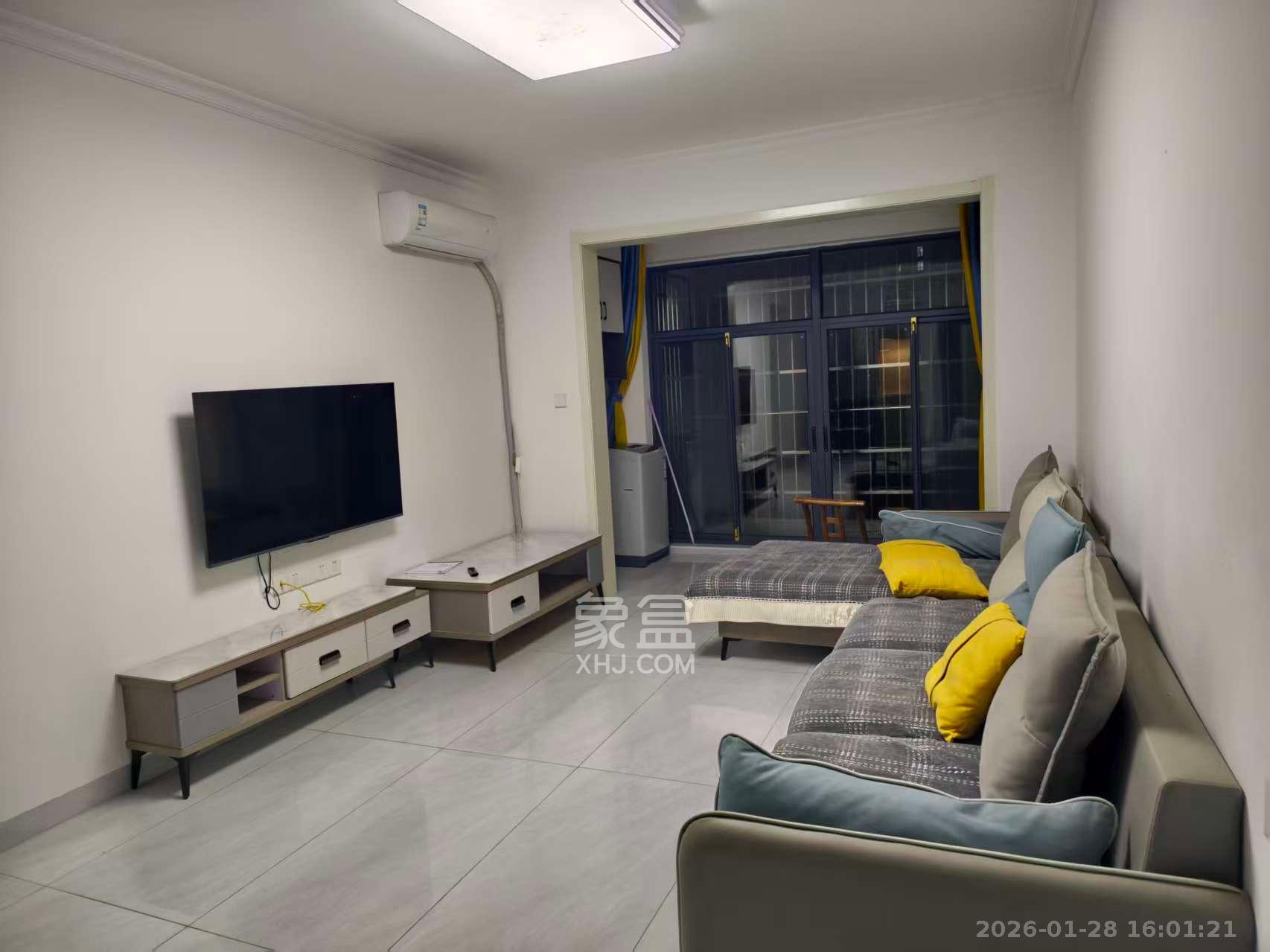 金南家园三期  2室2厅1卫    2300.0元/月