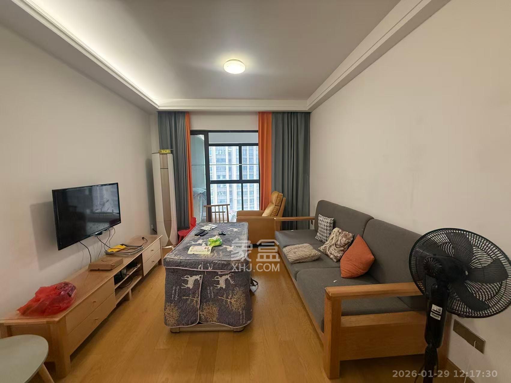 阳光城尚东湾青柠园  3室2厅1卫    2500.0元/月