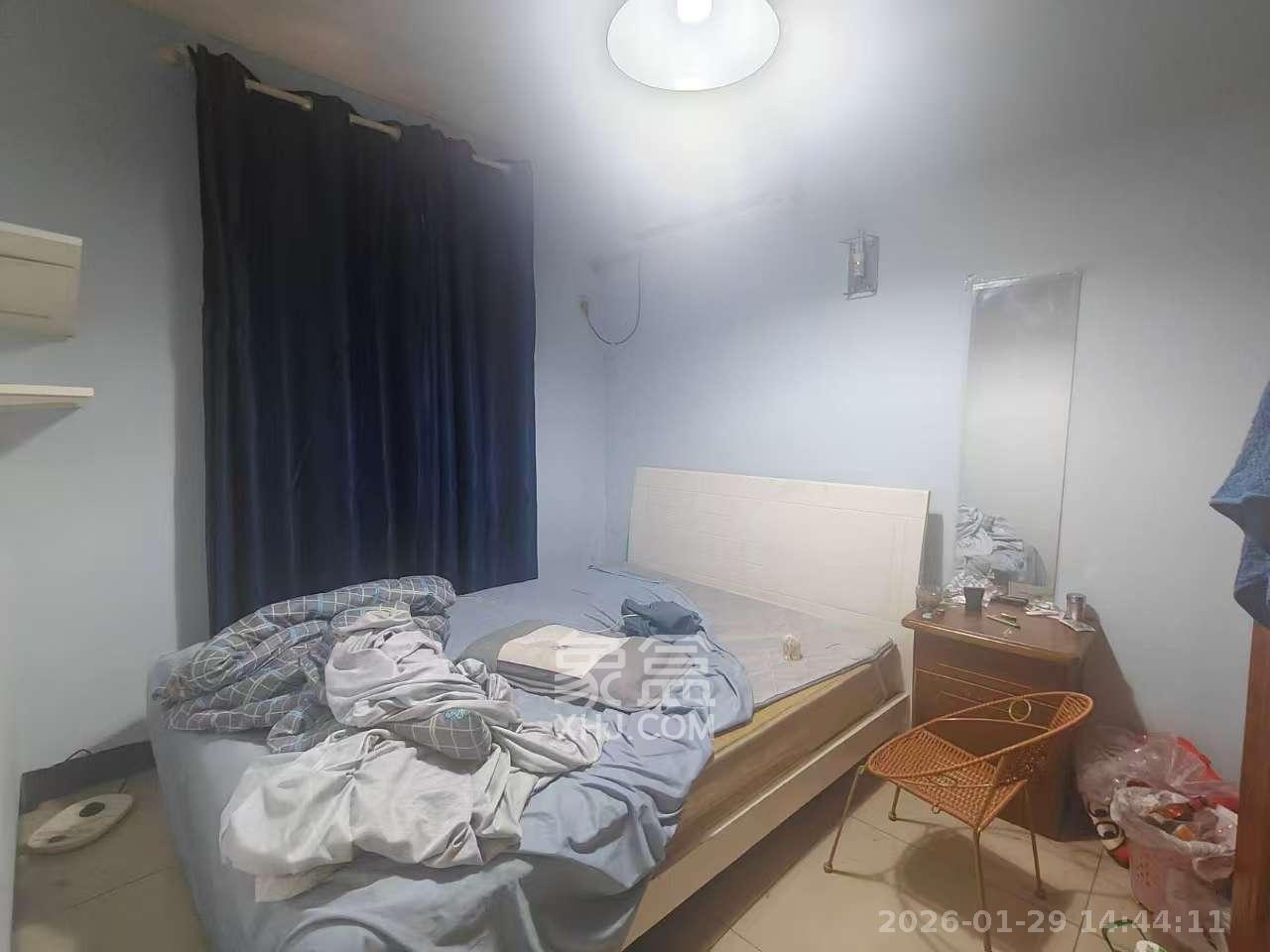 杨家塘  3室2厅1卫    2000.0元/月