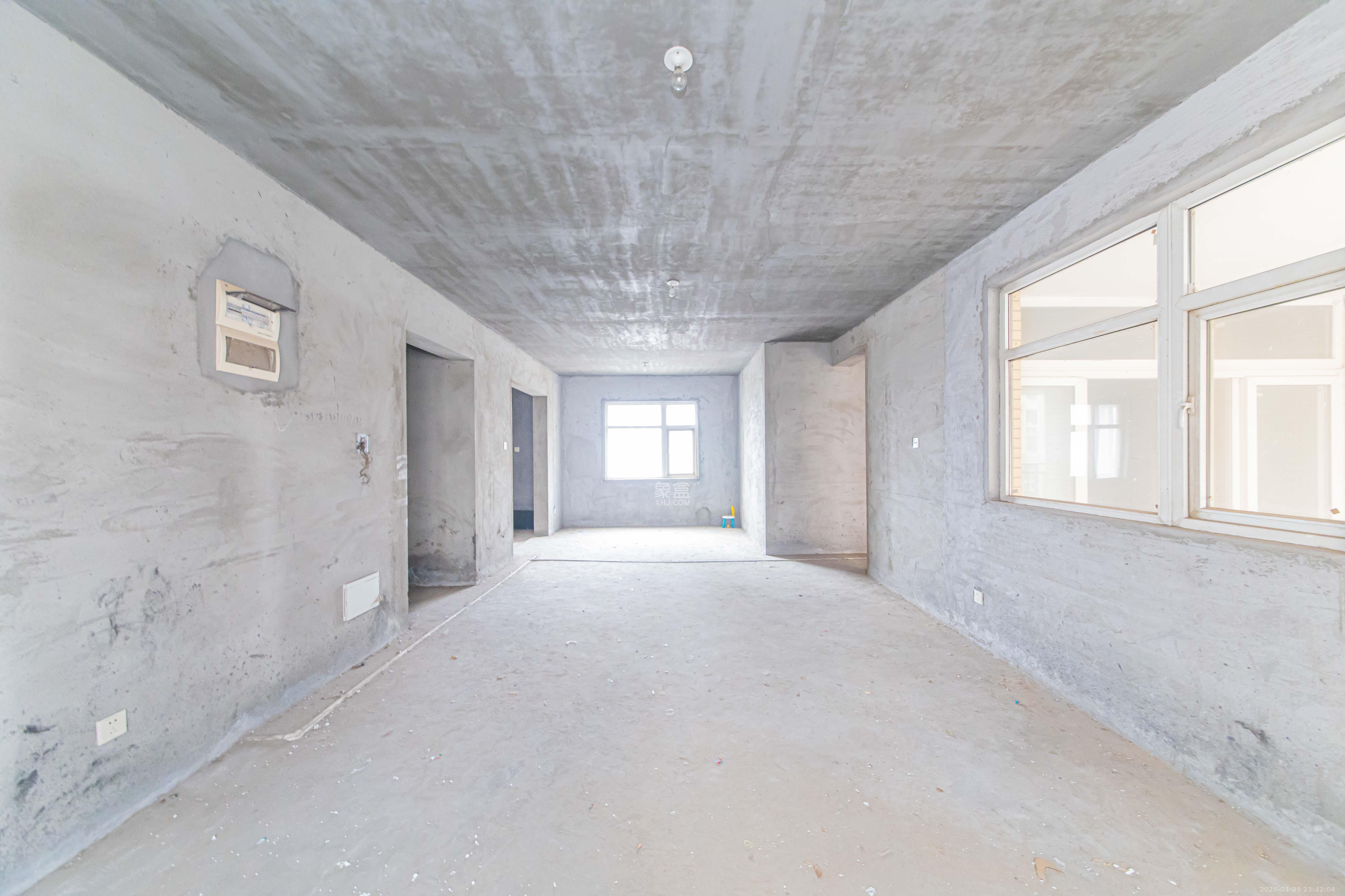 汇金城/嘉华城一期  5室2厅2卫    155.0万