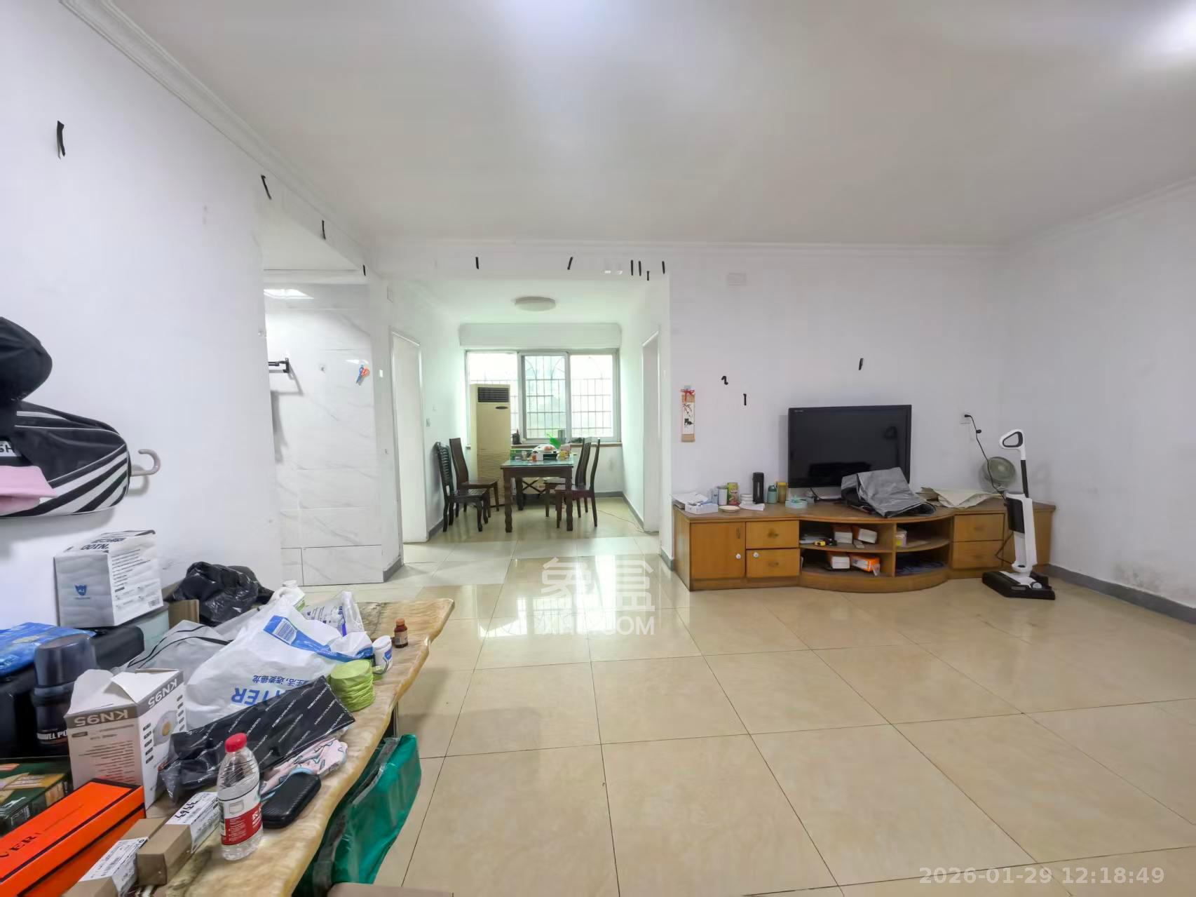 咸嘉新村嘉文苑  3室2厅1卫    1900.0元/月