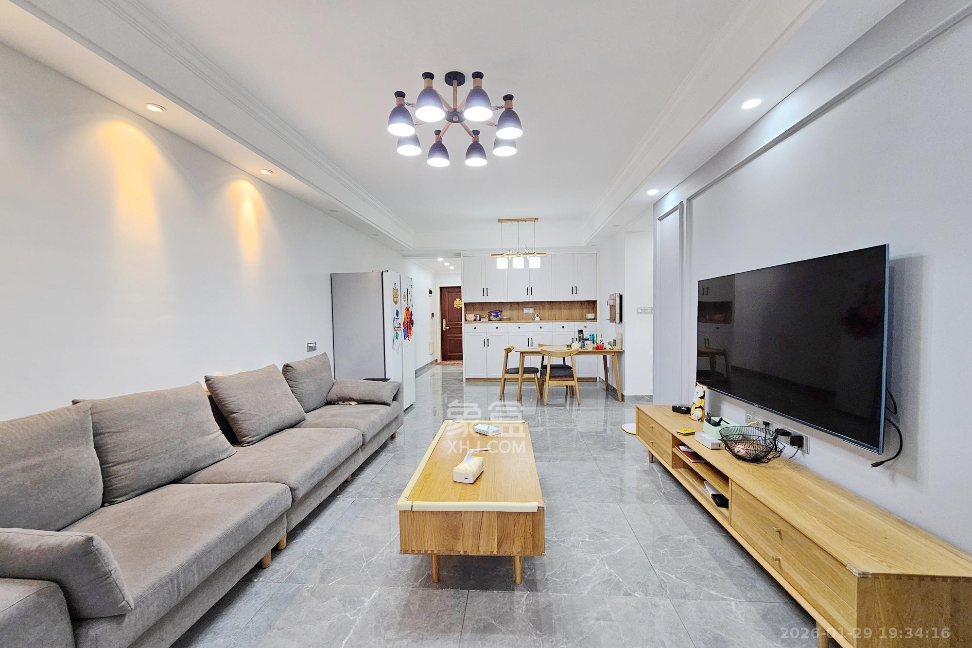 阳光城尚东湾青云苑  3室2厅1卫    79.8万