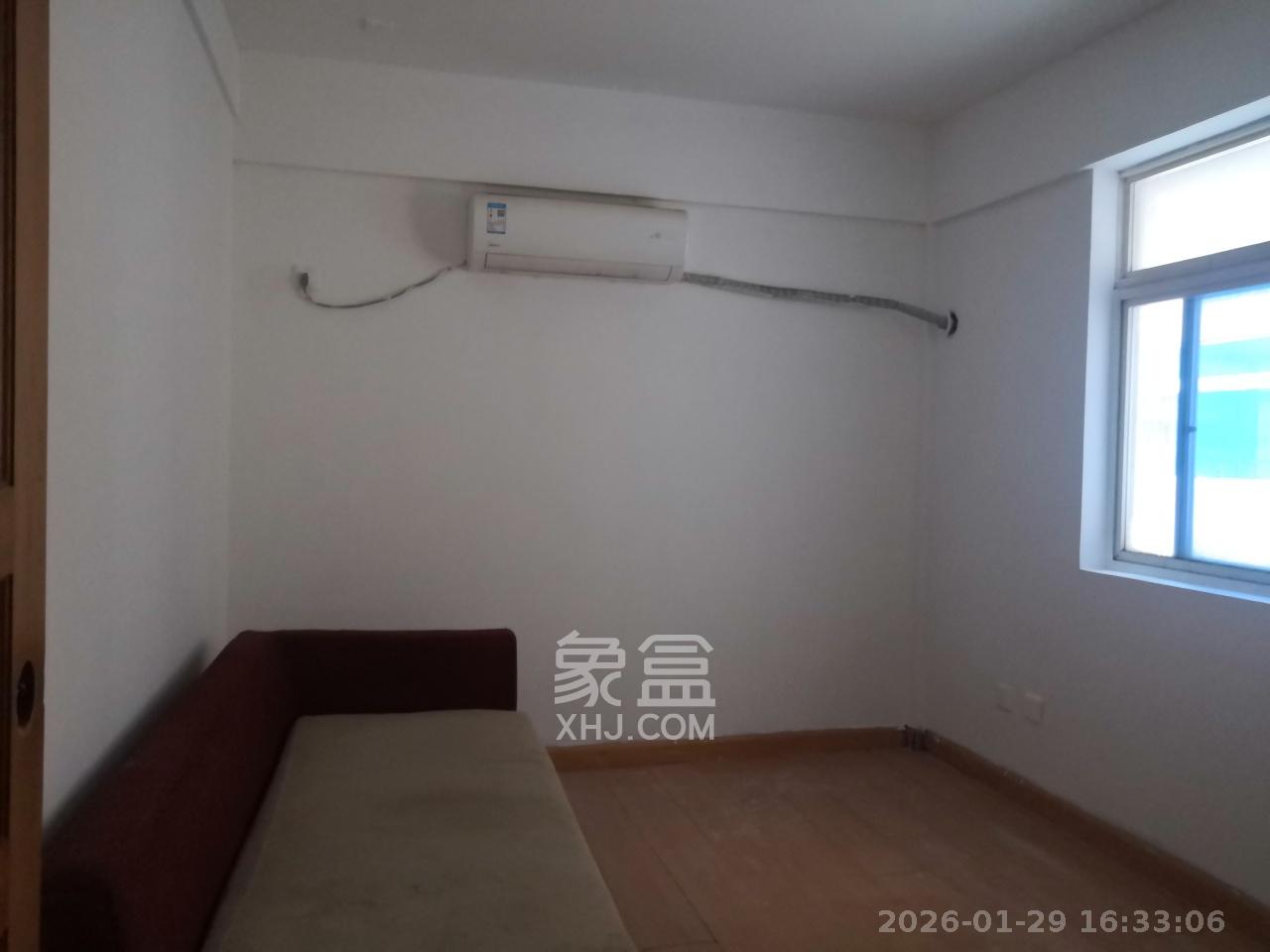 湘许大厦  3室2厅1卫    2600.0元/月