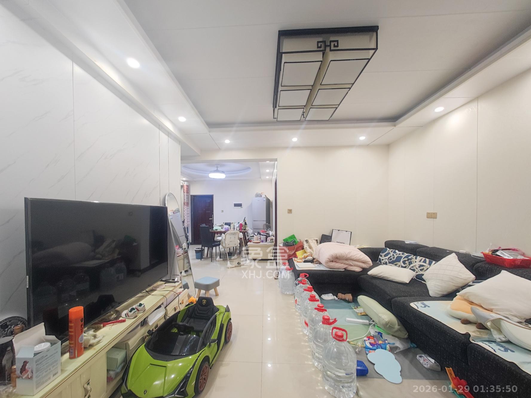 翡翠云天  2室2厅1卫    46.0万