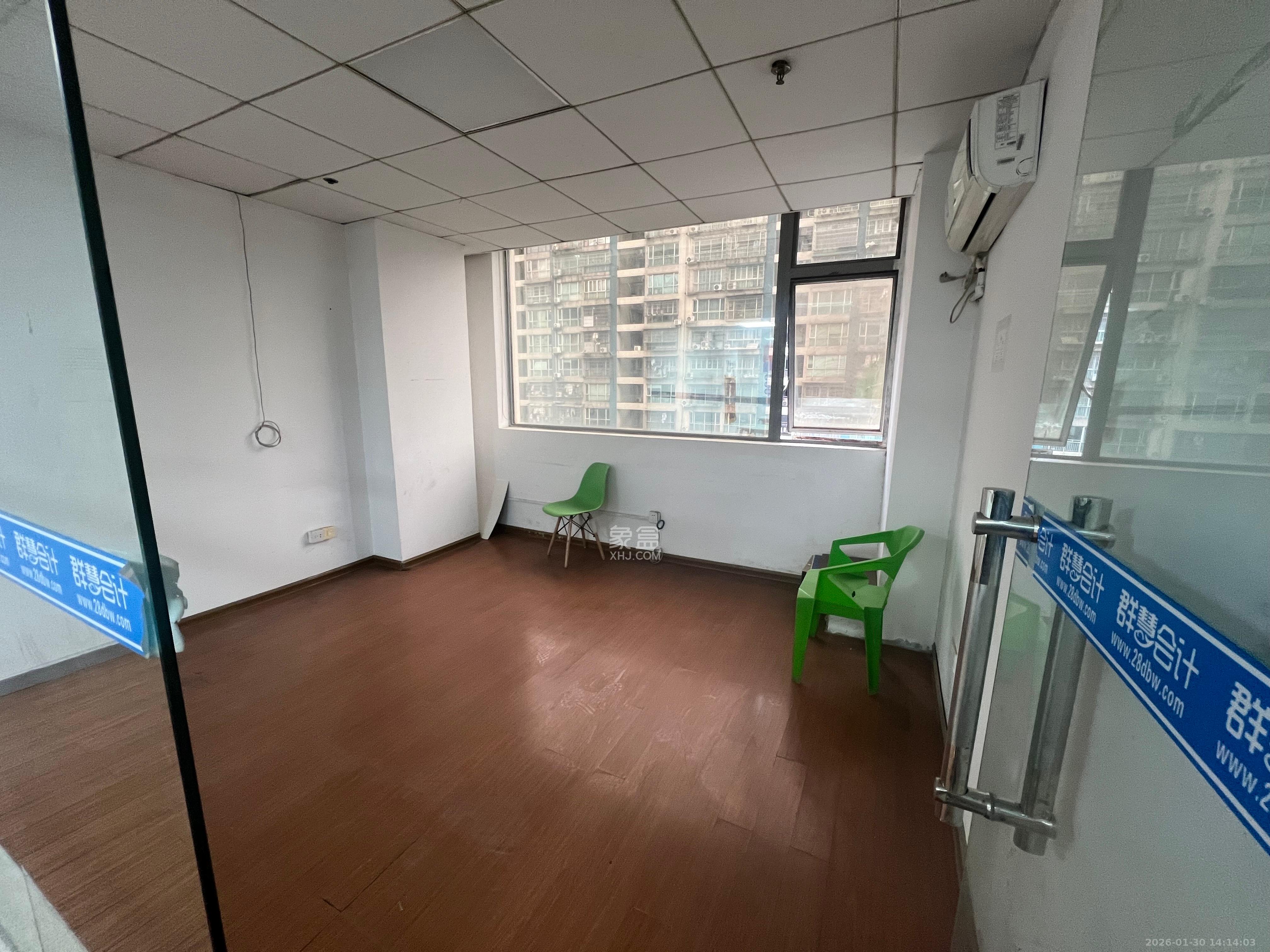 百脑汇大厦（友阿百货）   165.0㎡      5800.0元/月室内图