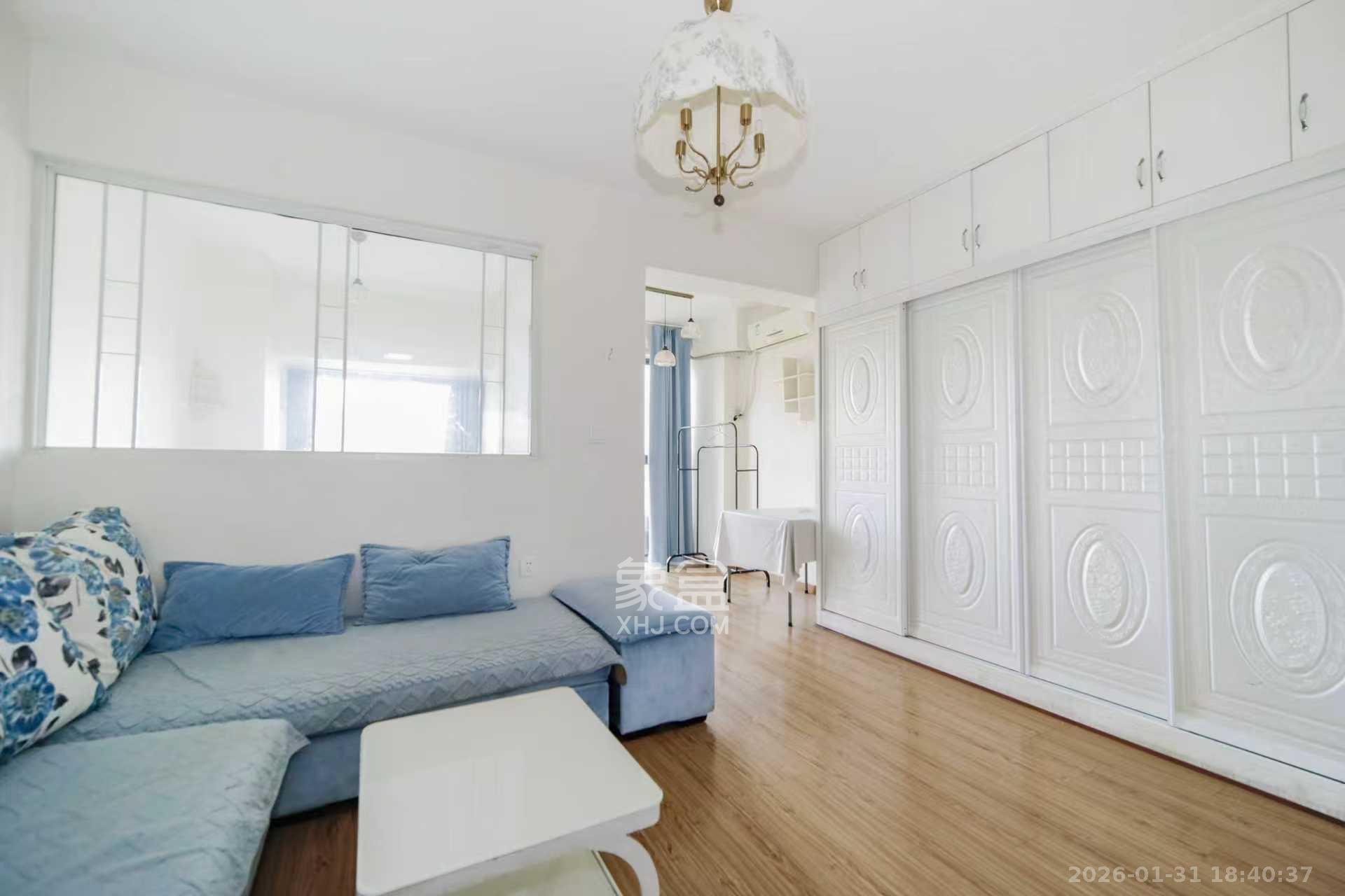 时代公馆  1室1厅1卫    1600.0元/月