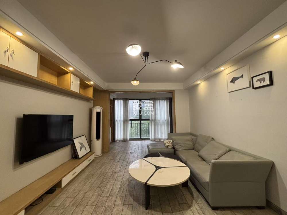 山水文园  3室2厅2卫    60.0万