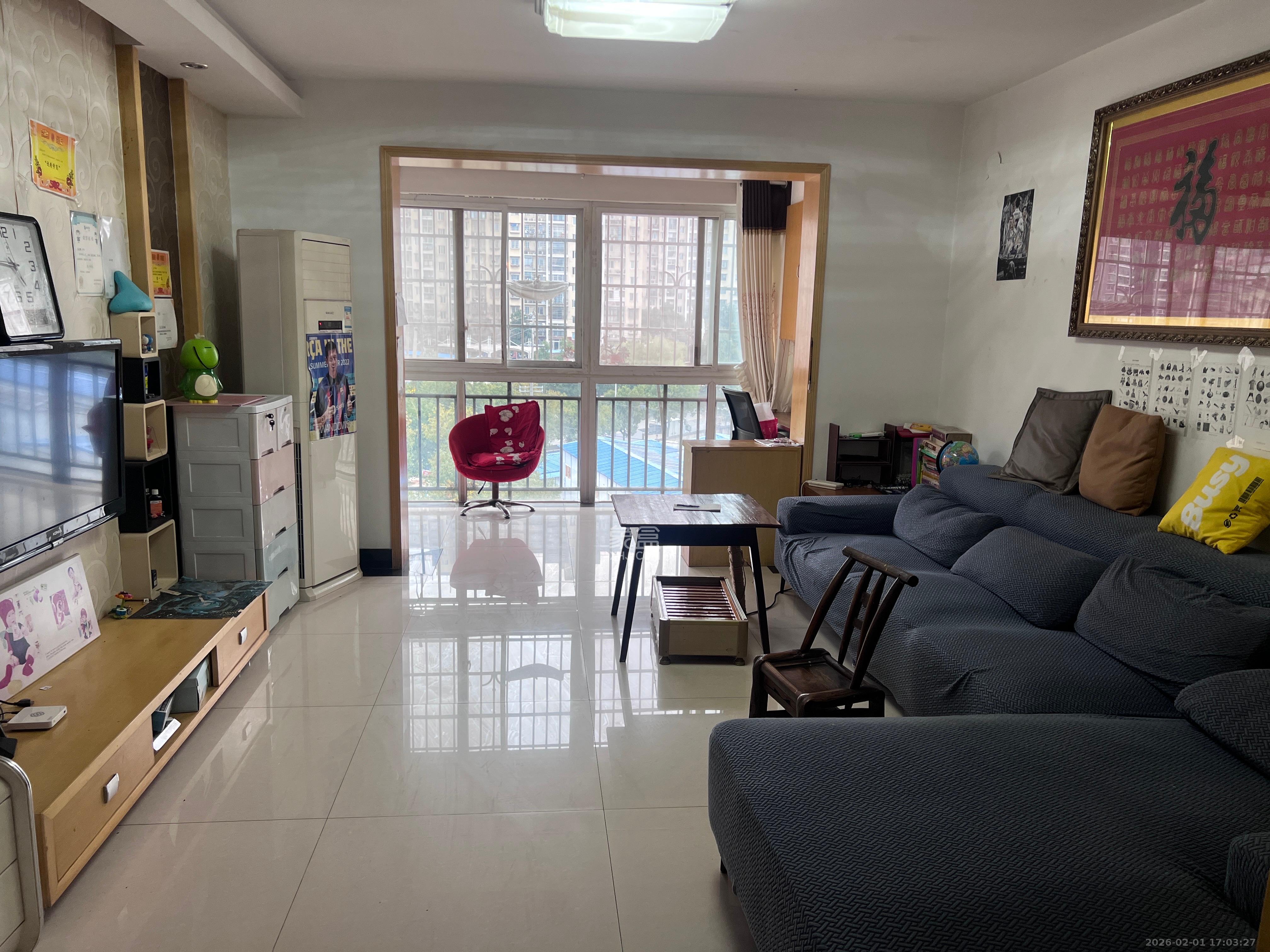 新诚小区  1室0厅0卫    1700.0元/月