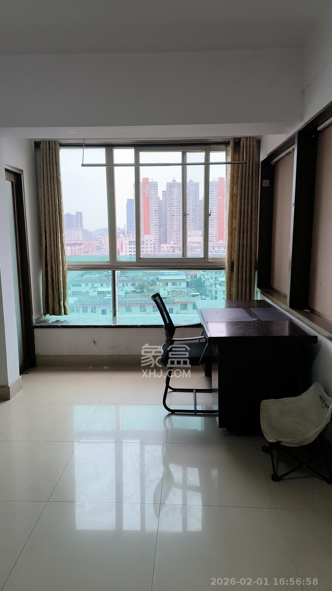 上东印象  1室1厅1卫    1600.0元/月