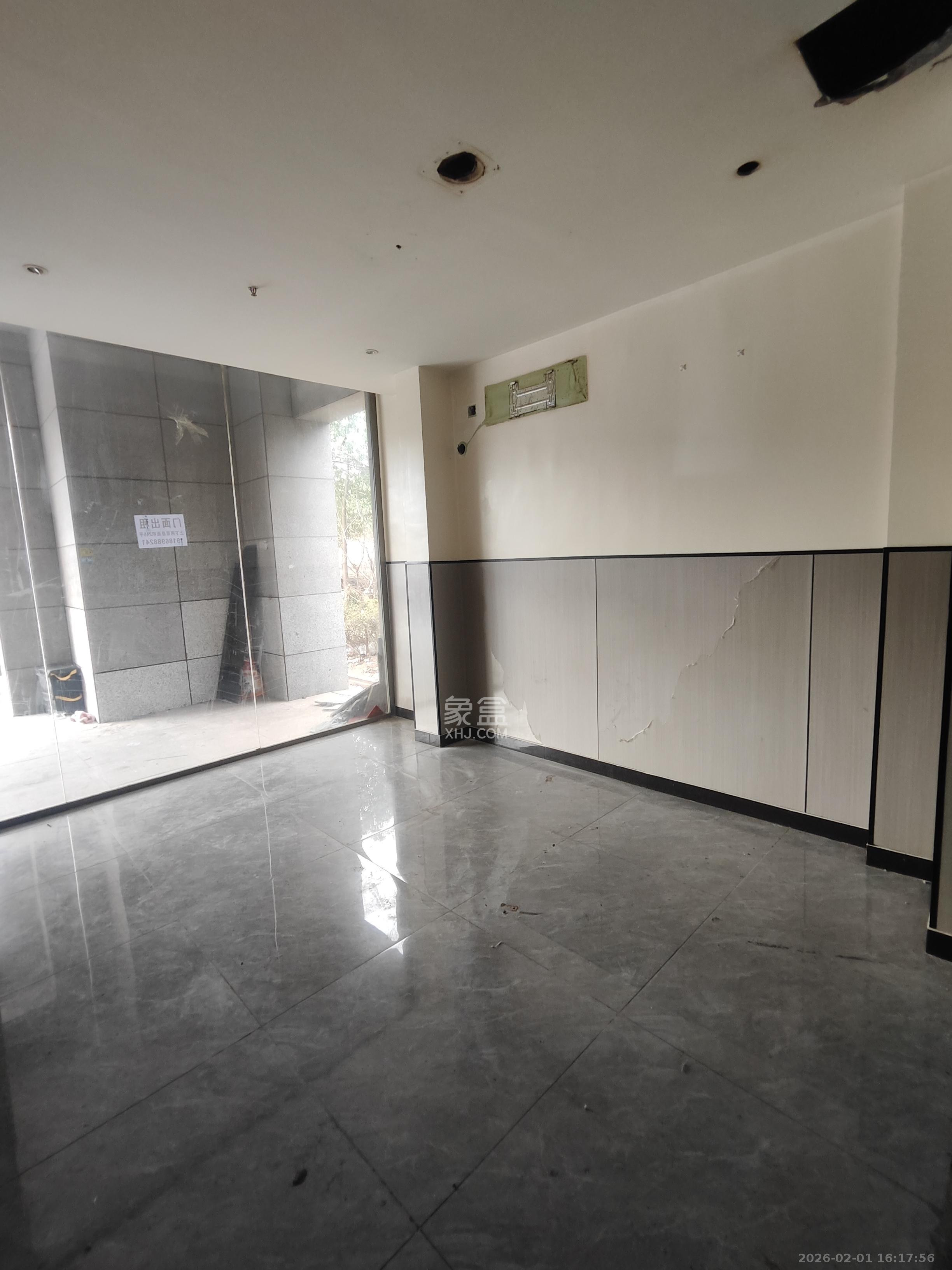 中房F联邦   244.8㎡      7000.0元/月室内图