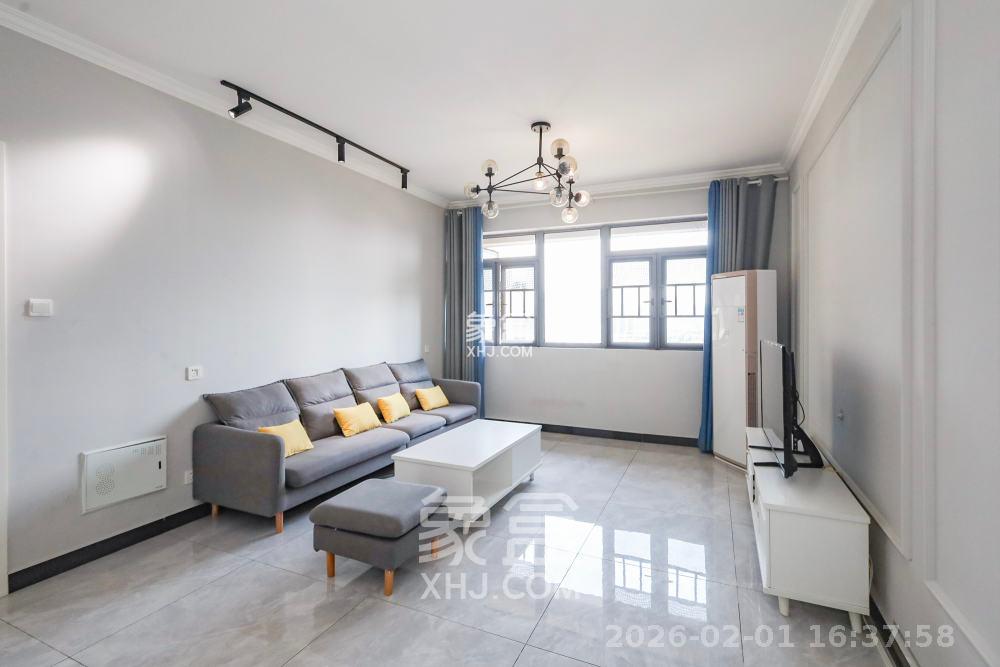 八方小区C区  3室2厅2卫    3800.0元/月