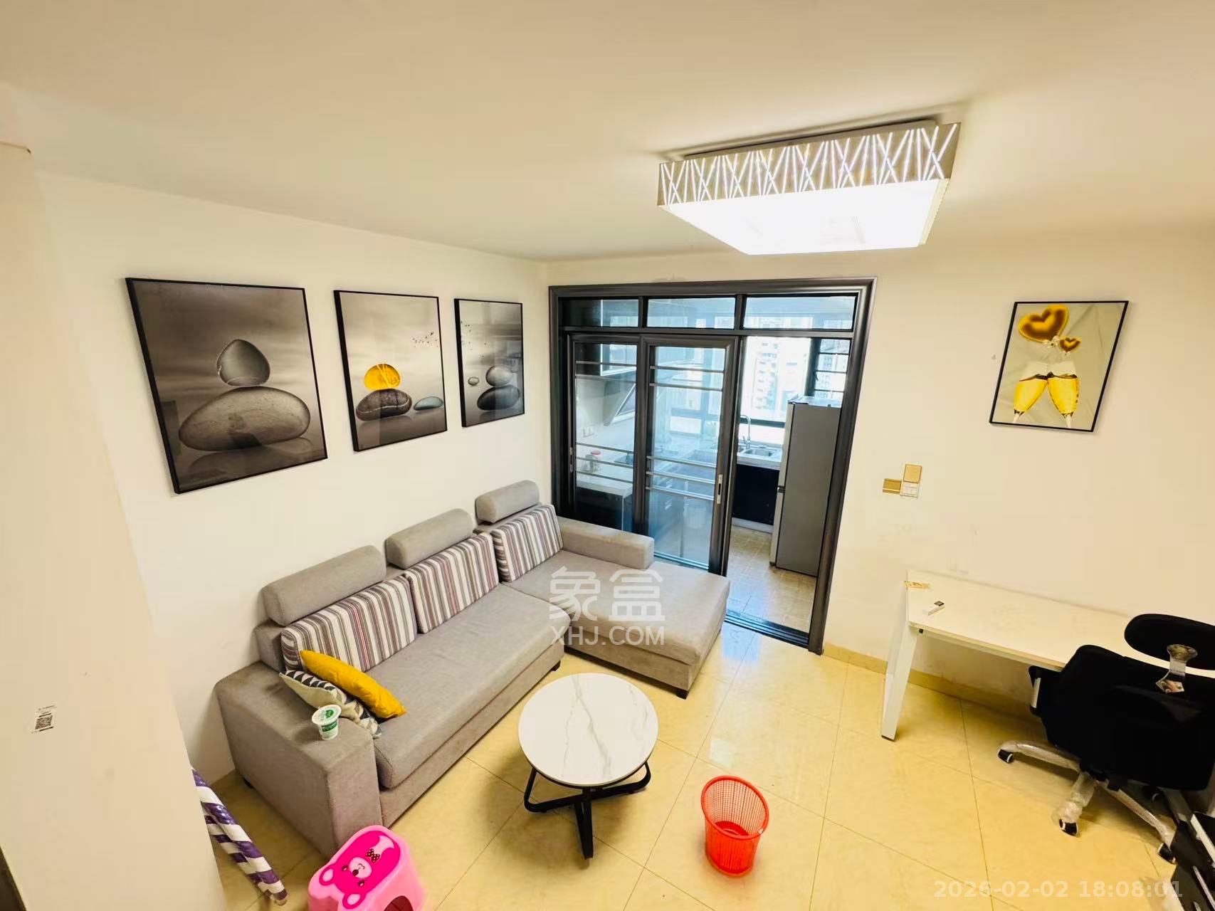 泰龙华府  2室1厅1卫    1600.0元/月