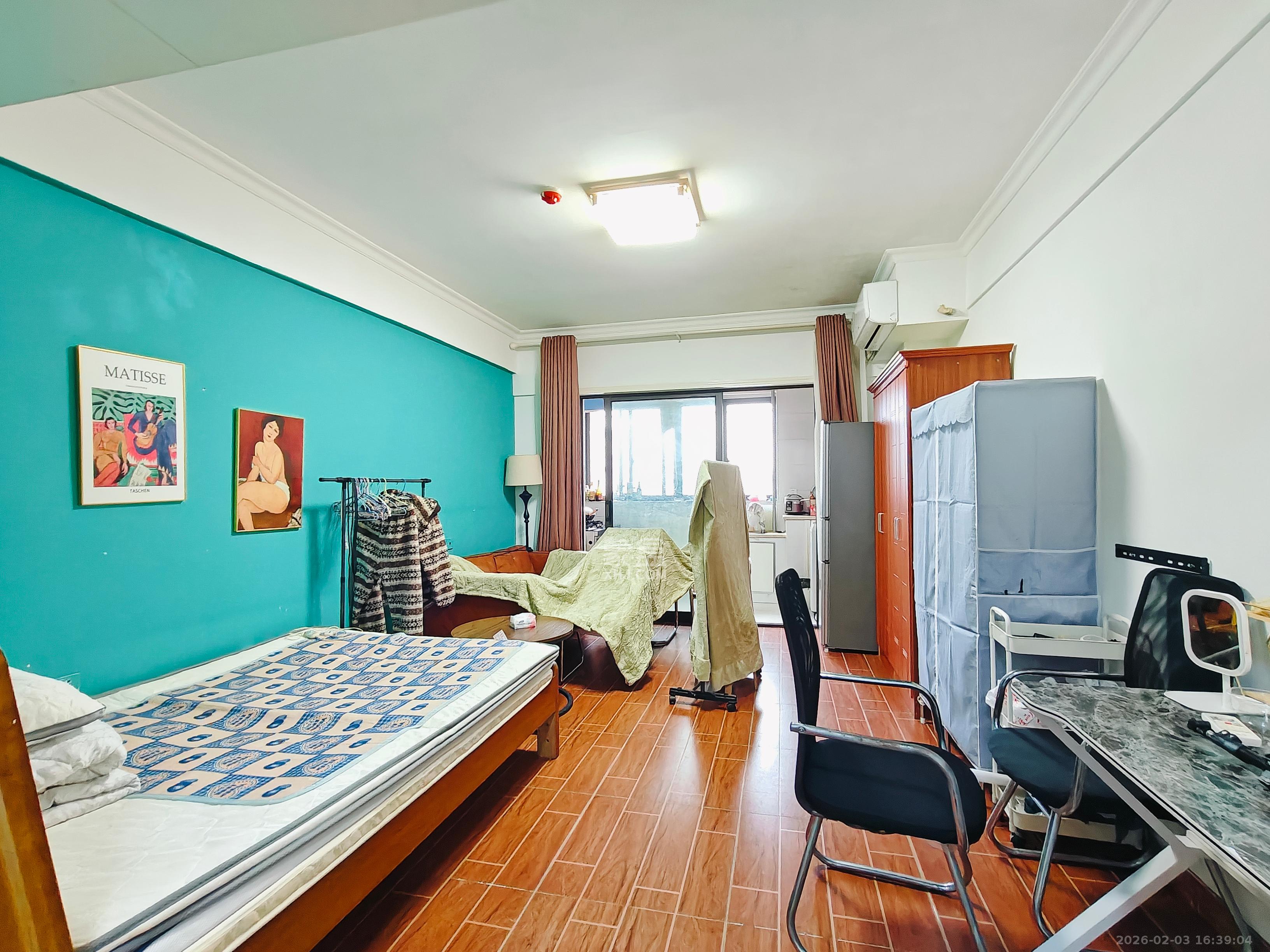 东友星座  1室1厅1卫    1800.0元/月