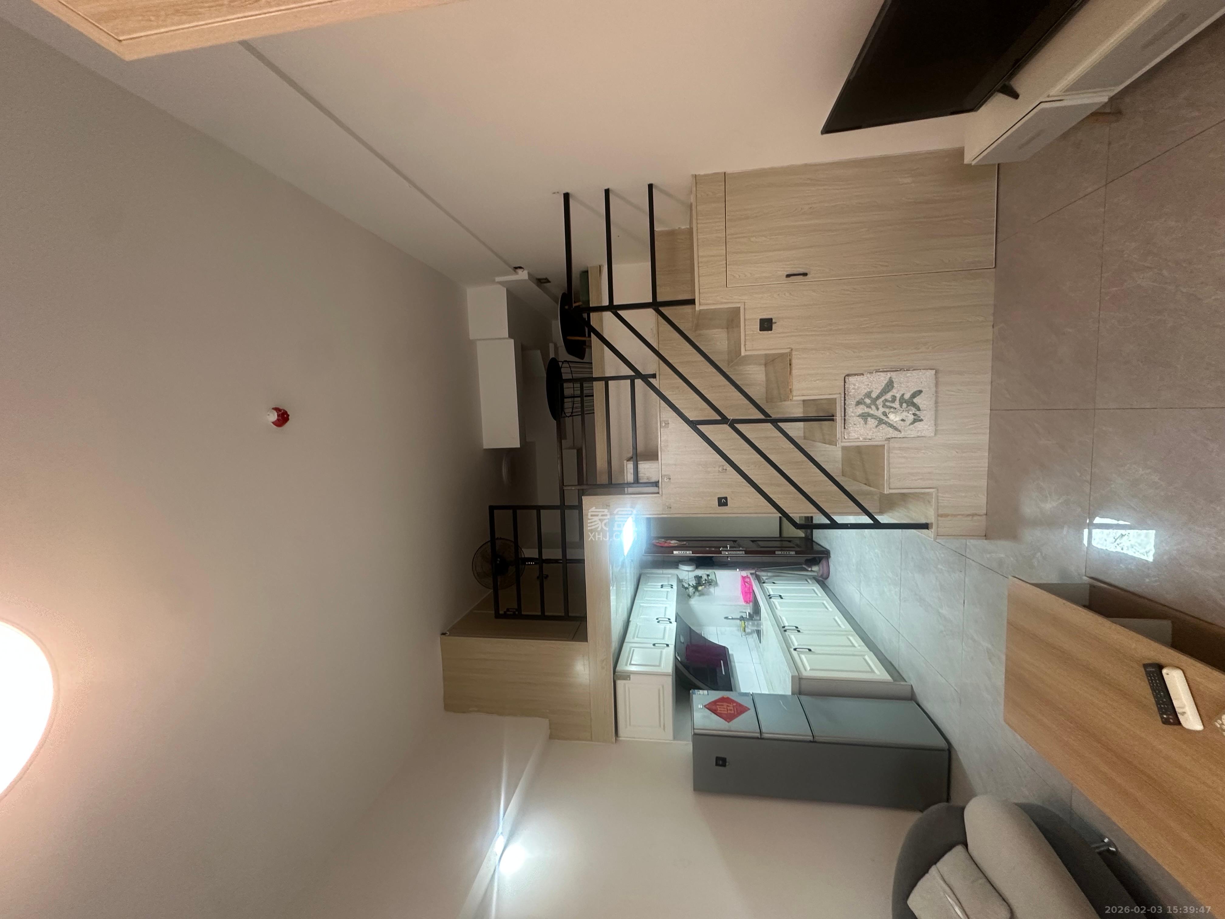 绿地之窗   30.0㎡      1300.0元/月室内图