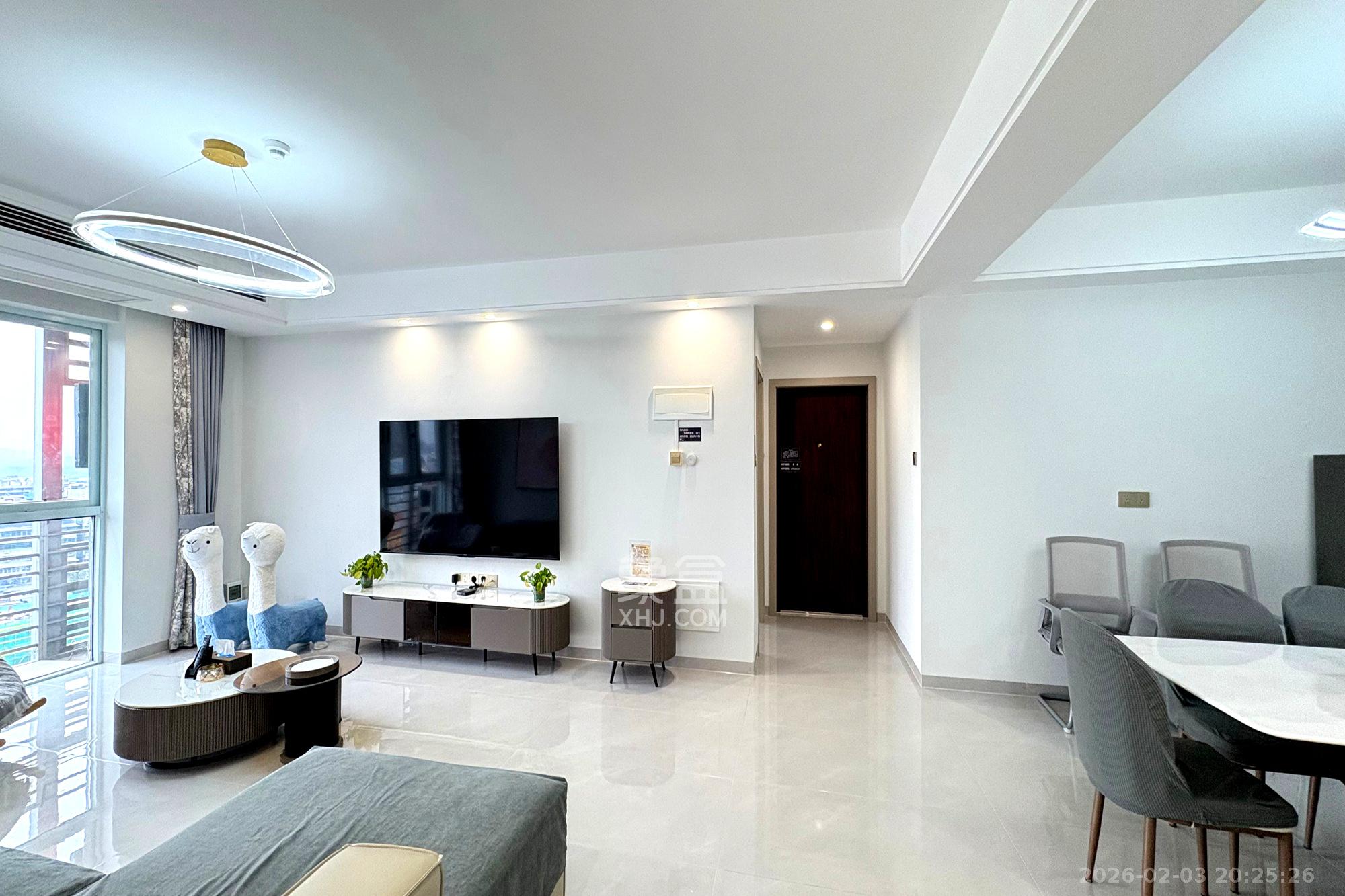 君临国际  3室2厅2卫    282.0万