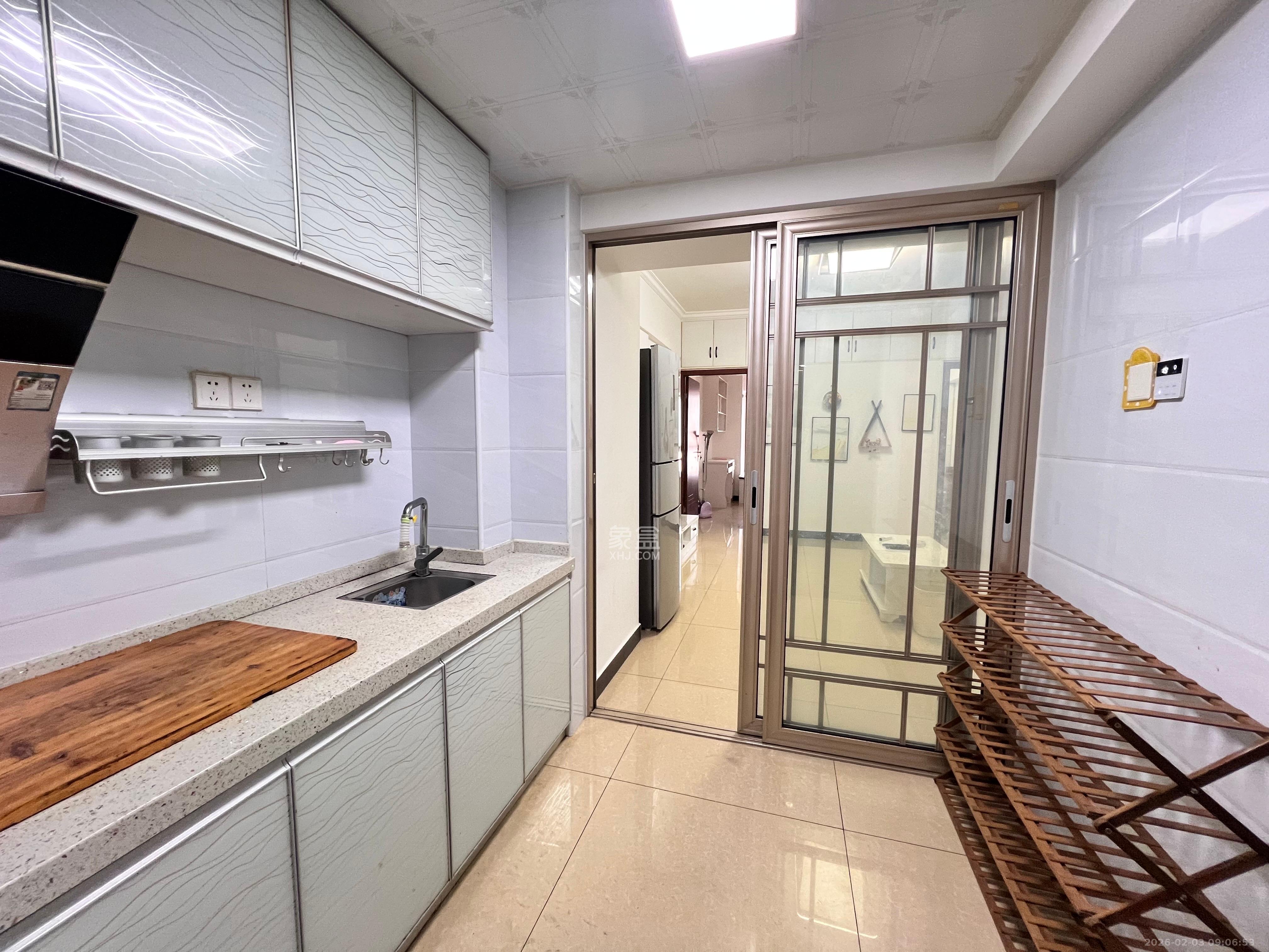 南庭城果   59.9㎡      1500.0元/月室内图