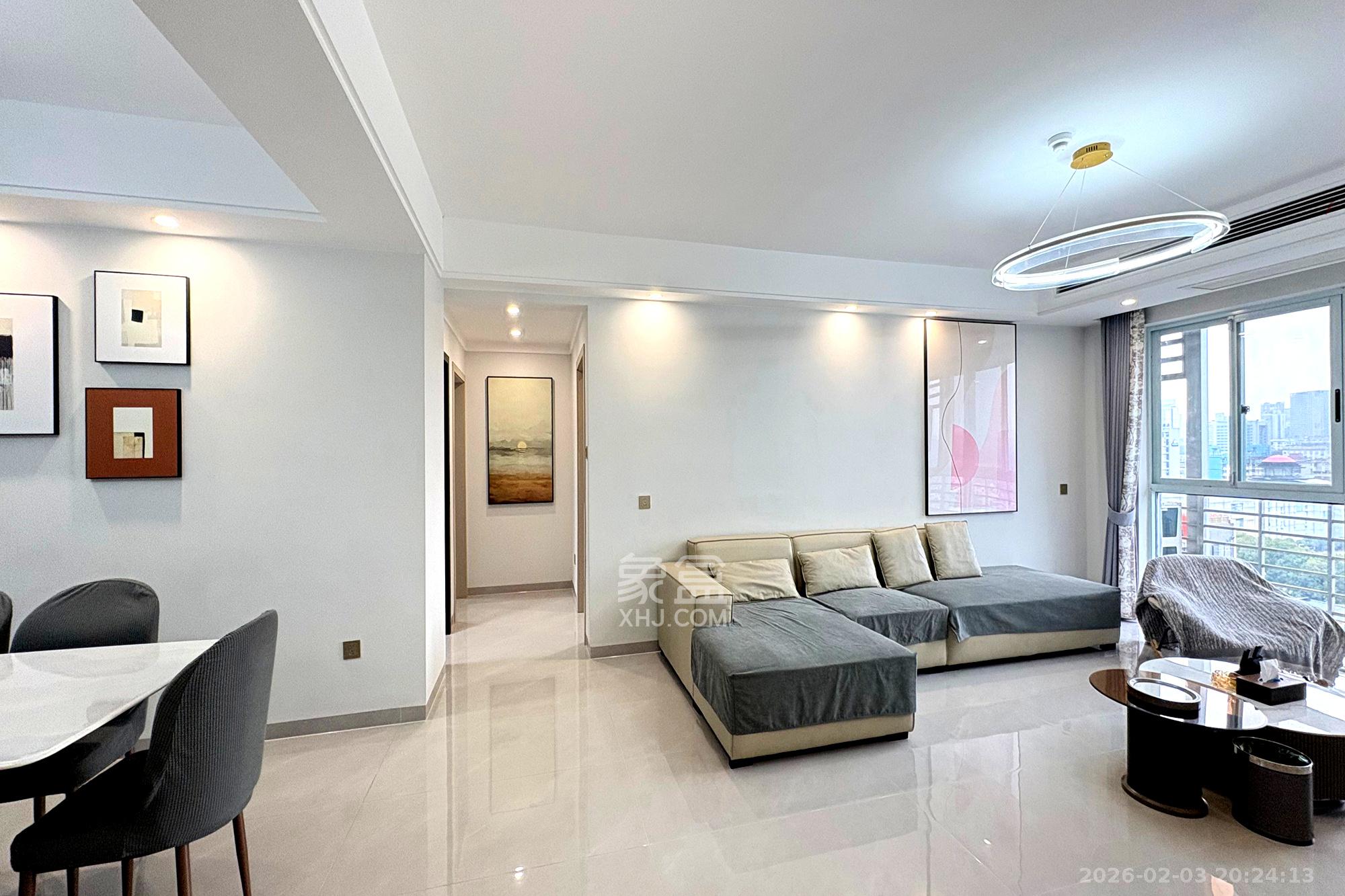 君临国际  3室2厅2卫    282.0万