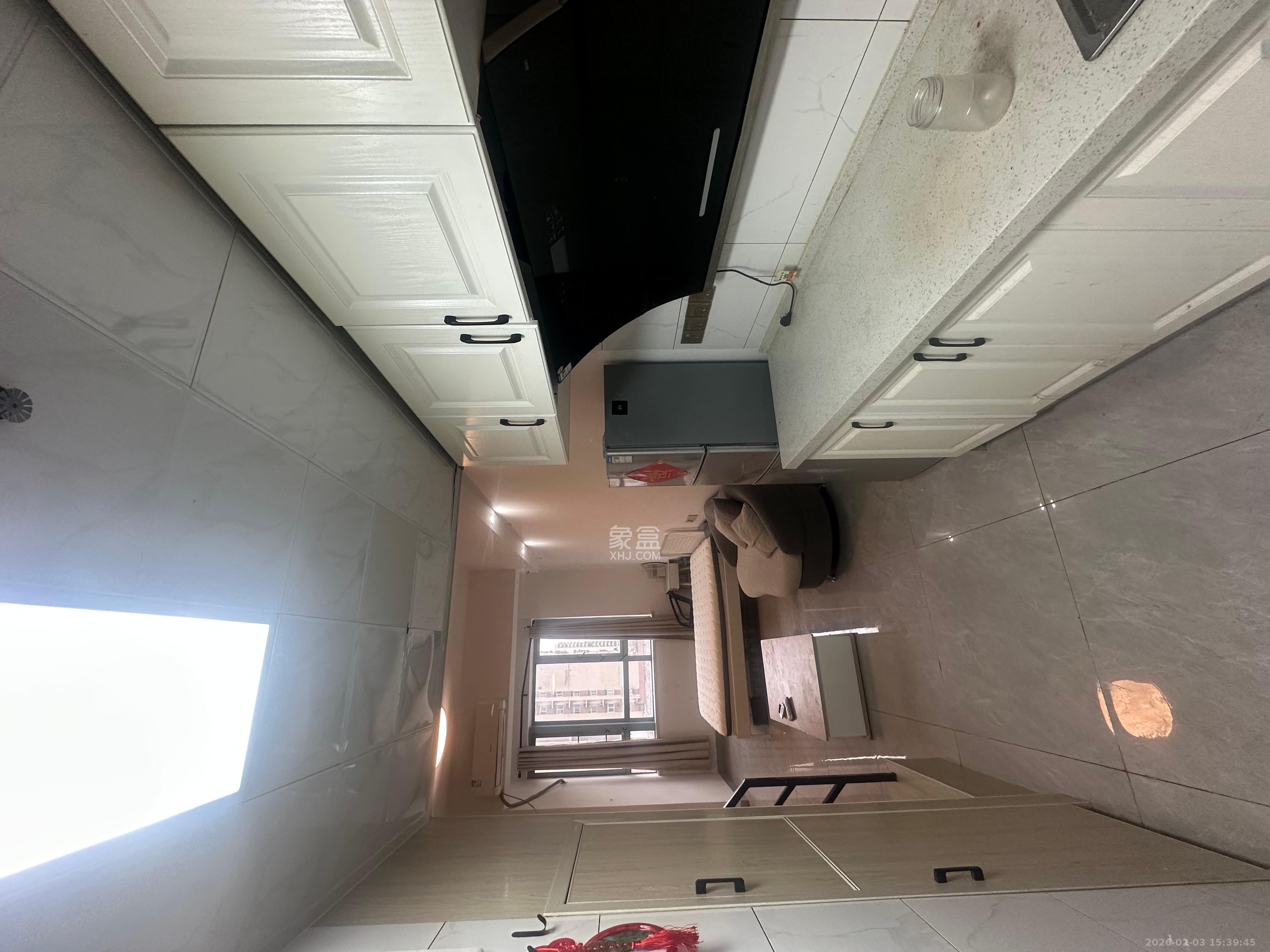 绿地之窗   30.0㎡      1300.0元/月室内图