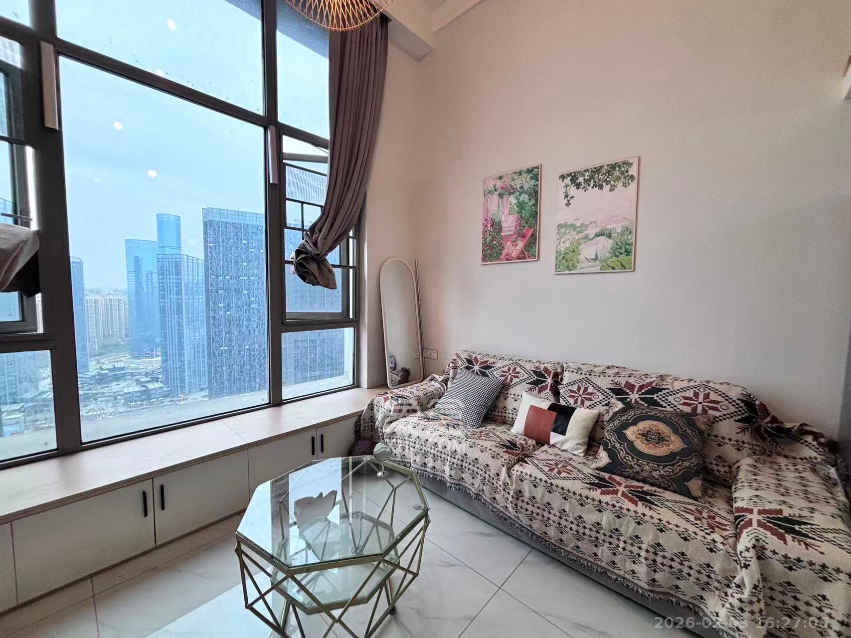 梅溪湖金茂湾一期  1室1厅1卫    2200.0元/月