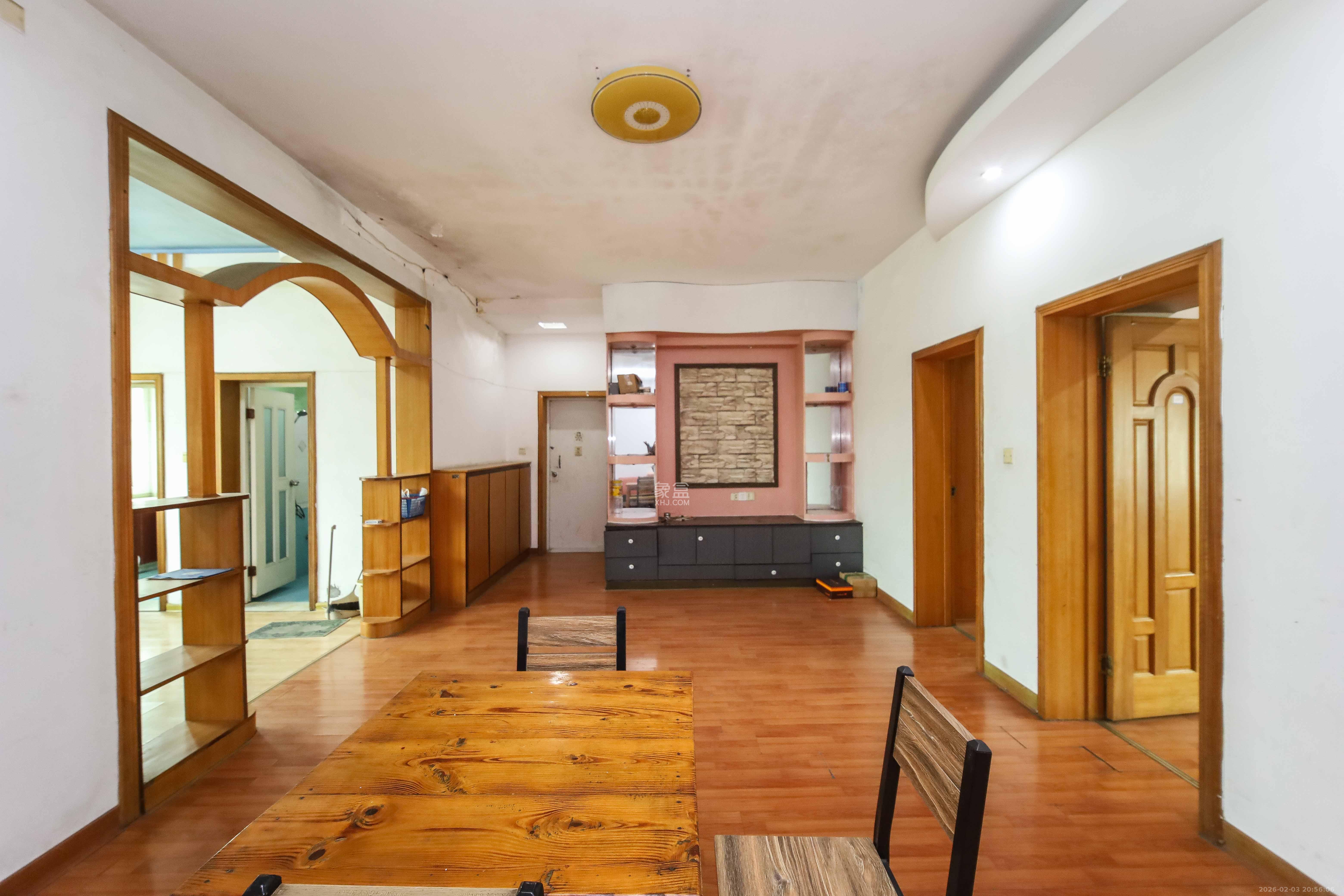 马王堆陶瓷建材新城  3室2厅2卫    61.8万