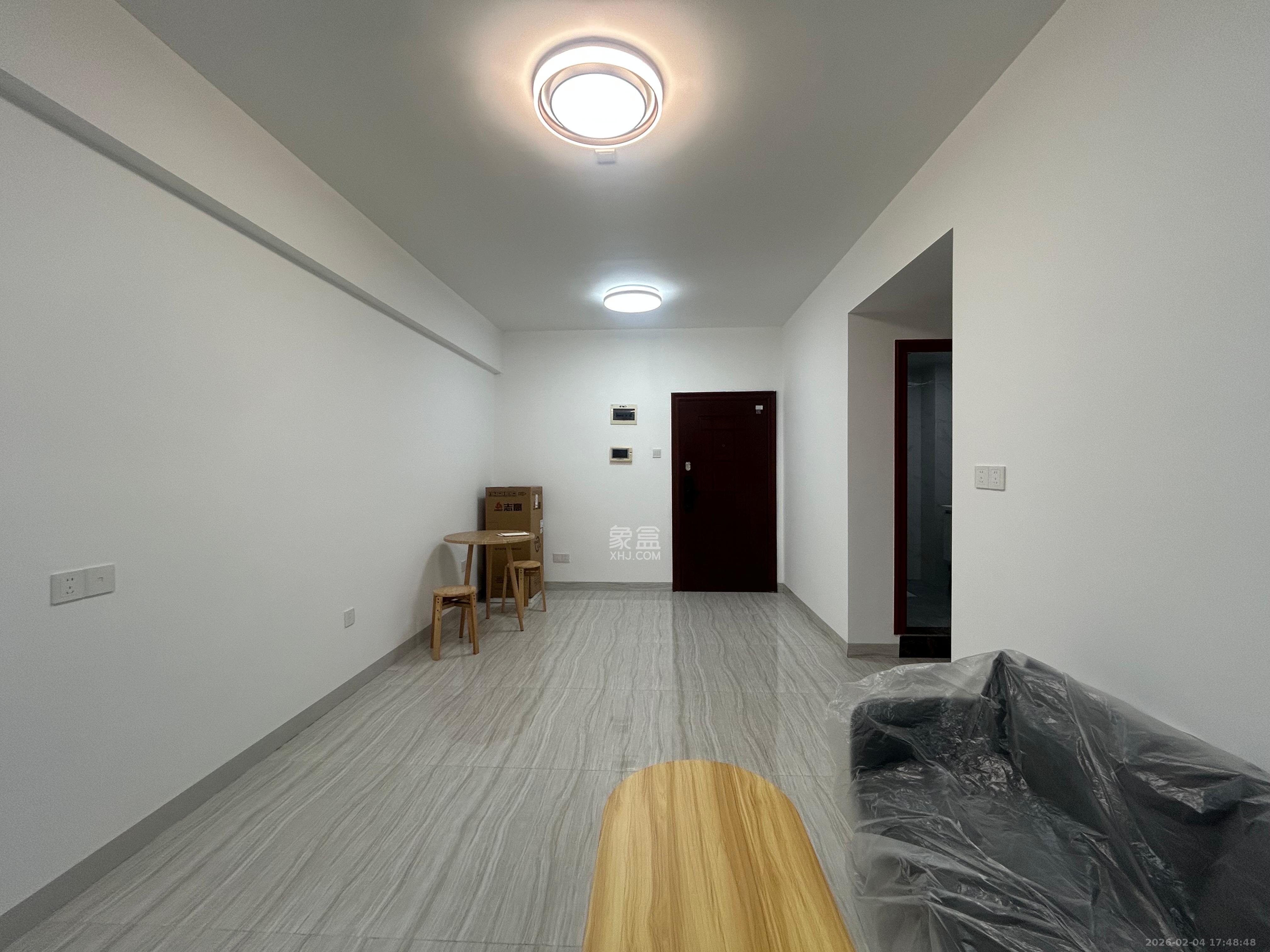 锦泰东环国际   67.0㎡      2000.0元/月室内图