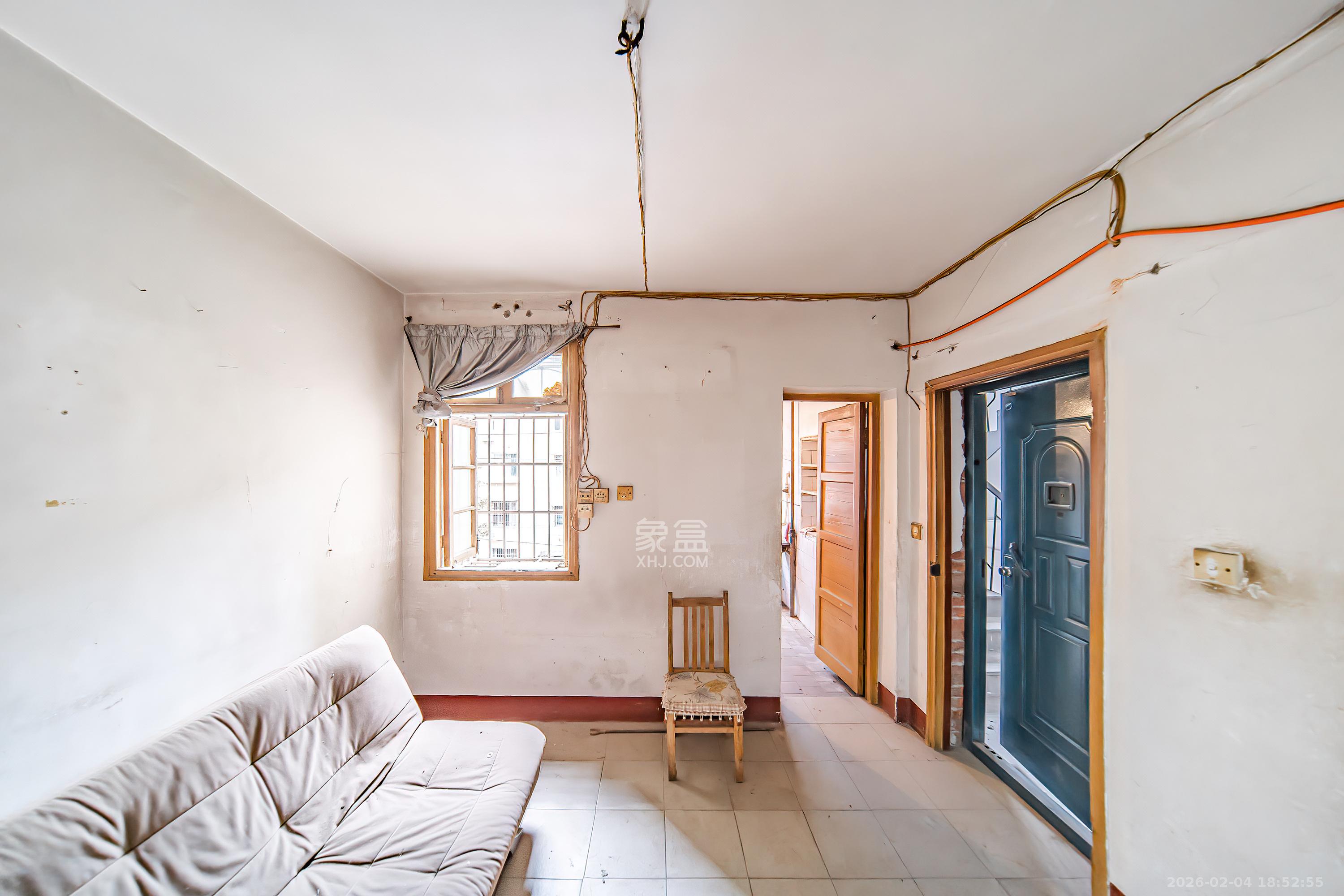 工农街散盘  1室1厅1卫    31.8万