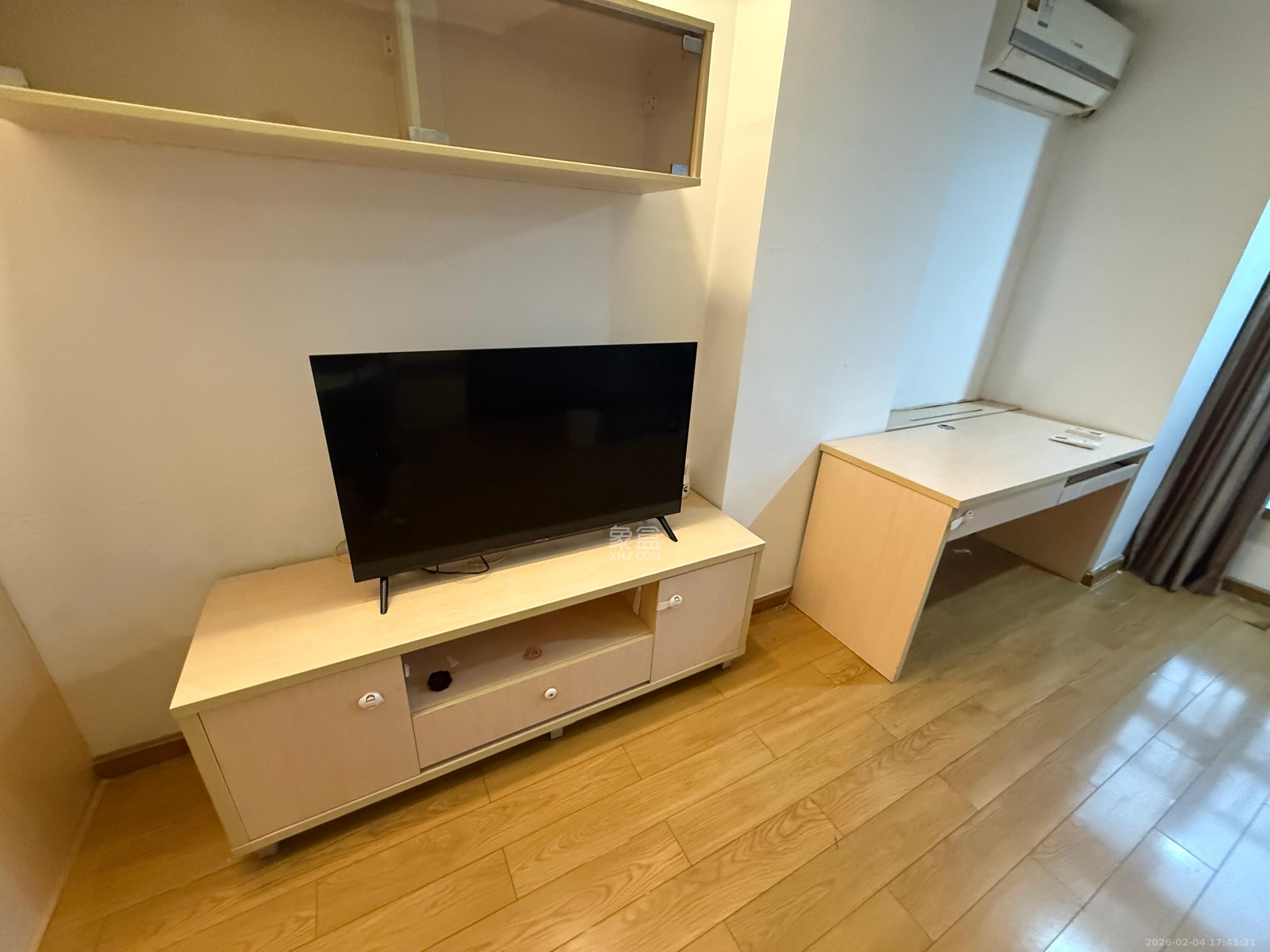 融科檀香山（融科紫檀、香山国际）  1室1厅1卫    1500.0元/月