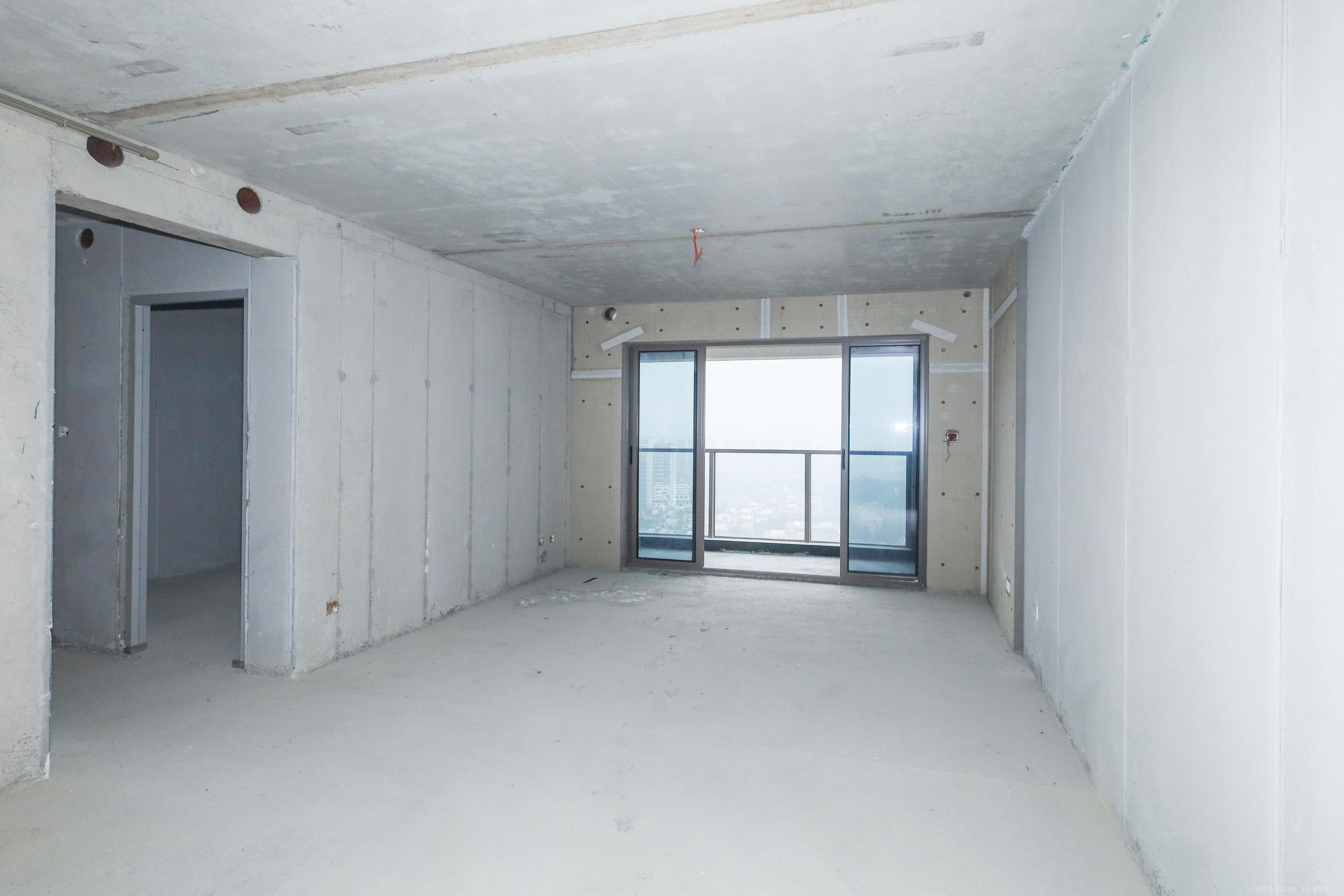 长沙溪山悦  3室2厅1卫    82.0万客厅