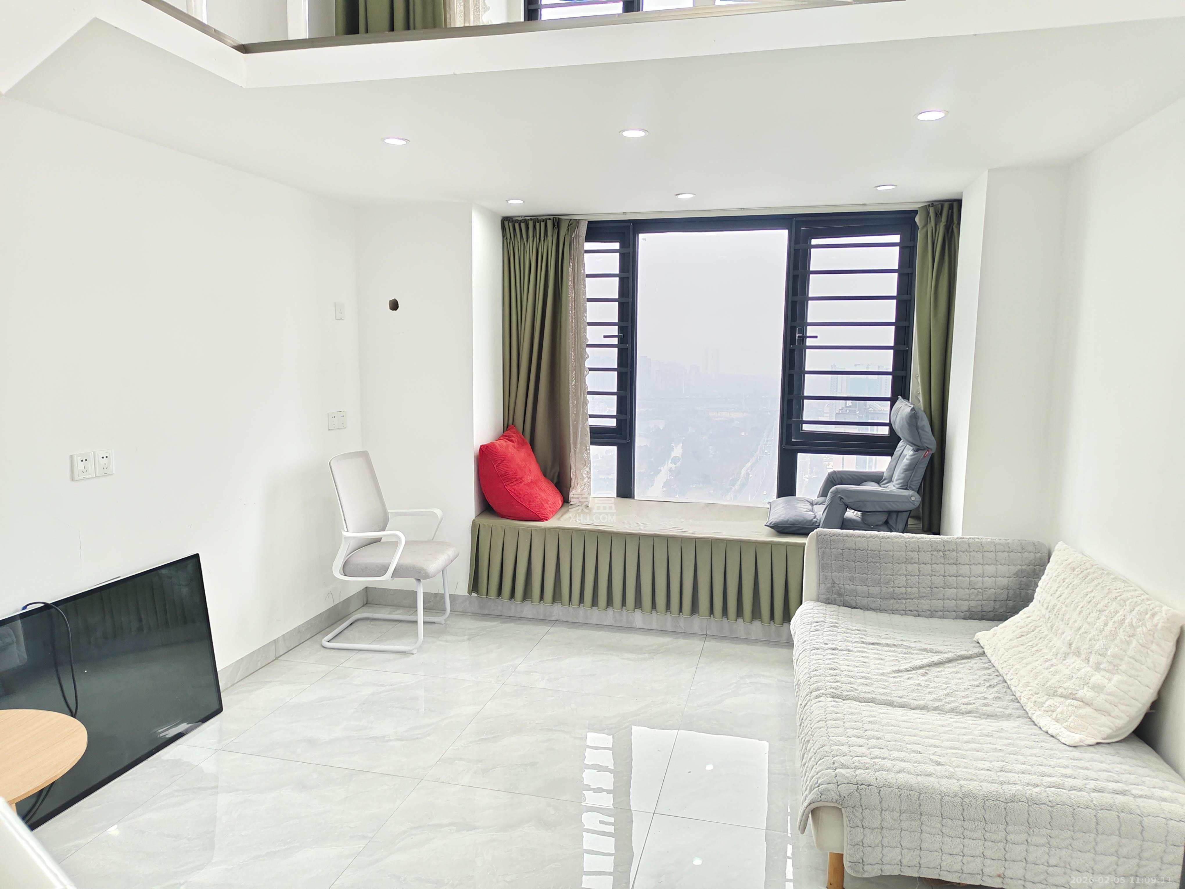 映客龙湖璟翠公馆（映客龙湖璟翠中心）