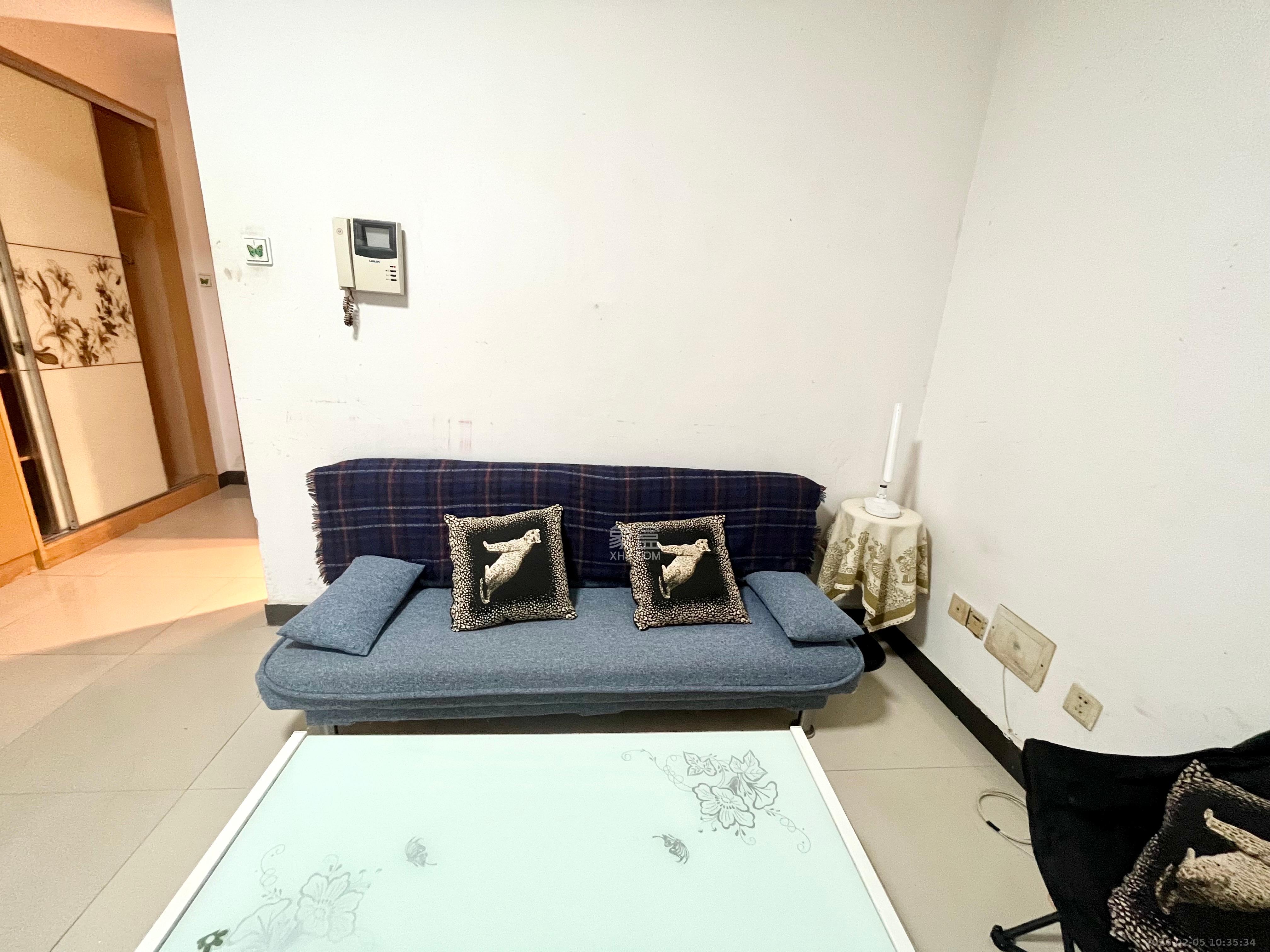 先锋水韵花都  1室1厅1卫    1500.0元/月