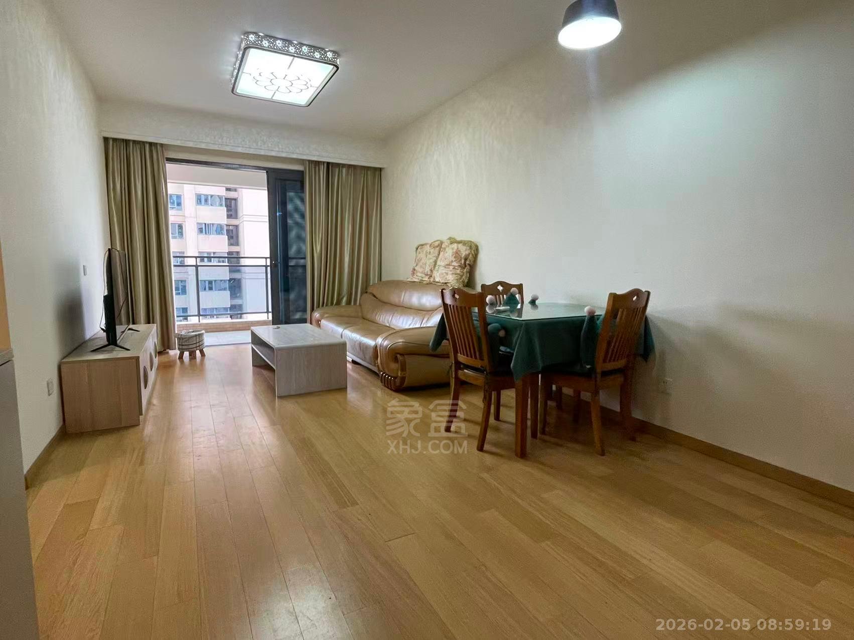 晋合湘水湾四期  2室2厅2卫    2200.0元/月