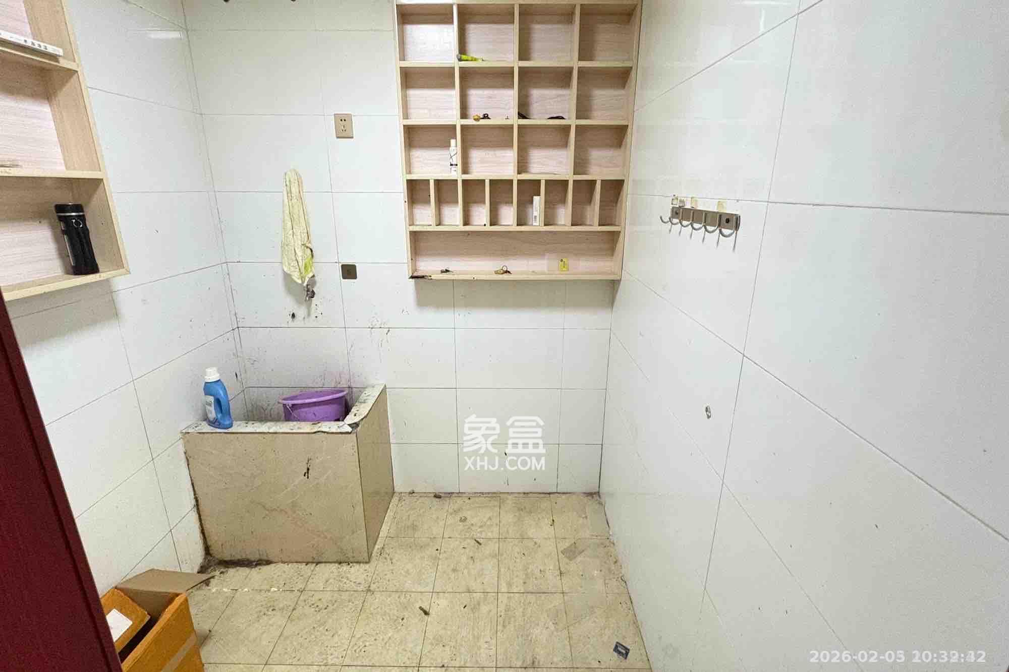 宝庆金都   70.87㎡      8000.0元/月室内图