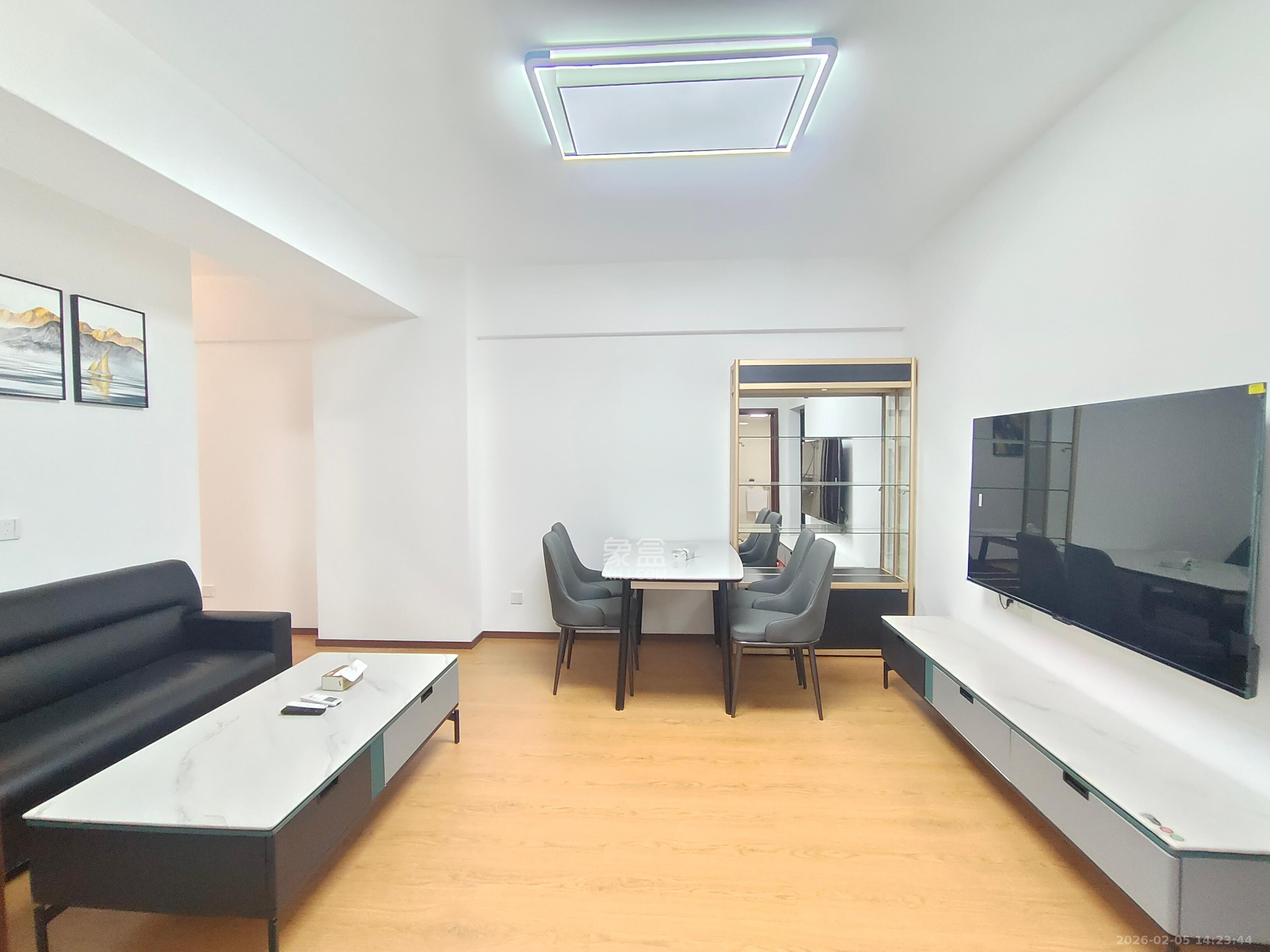 朝阳银座  2室1厅1卫    3000.0元/月