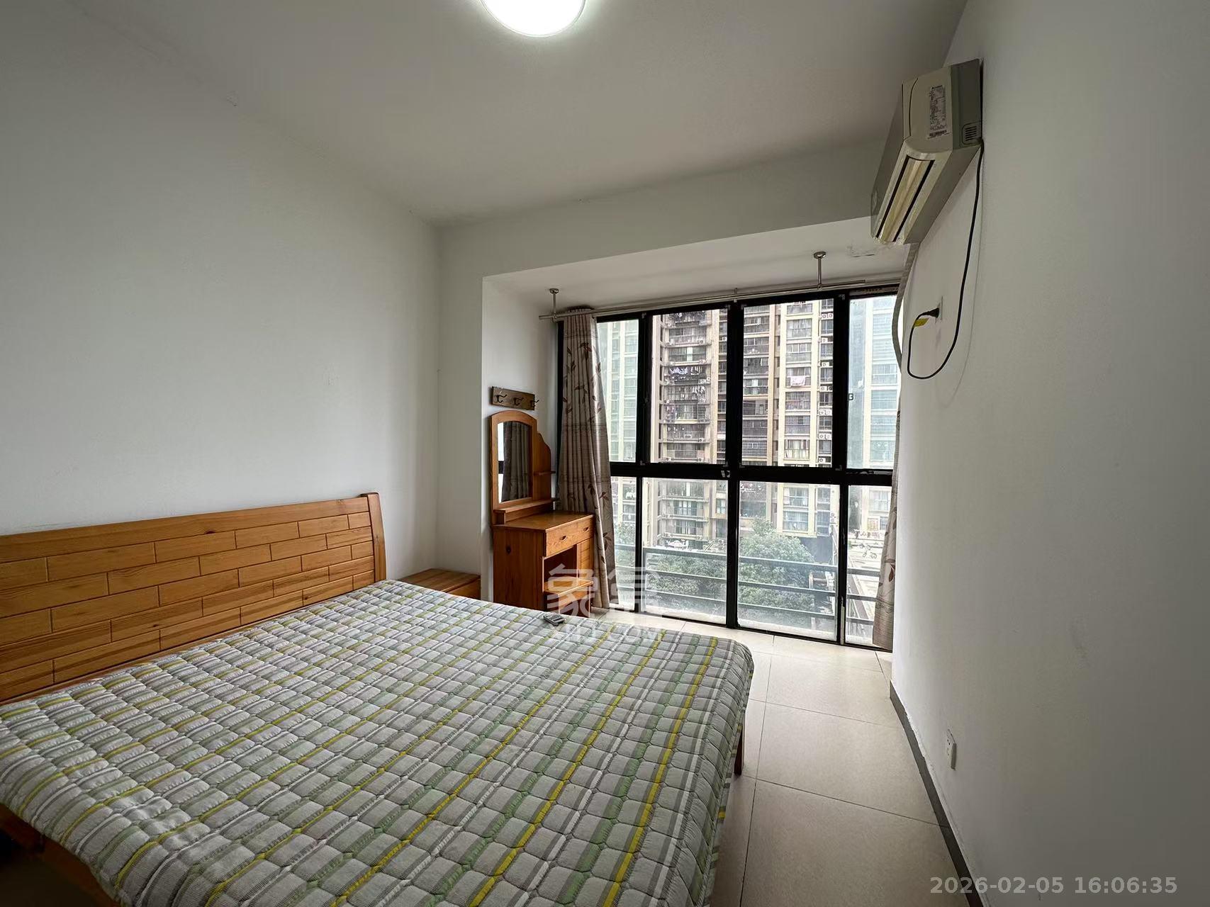 百纳广场（百纳公寓）