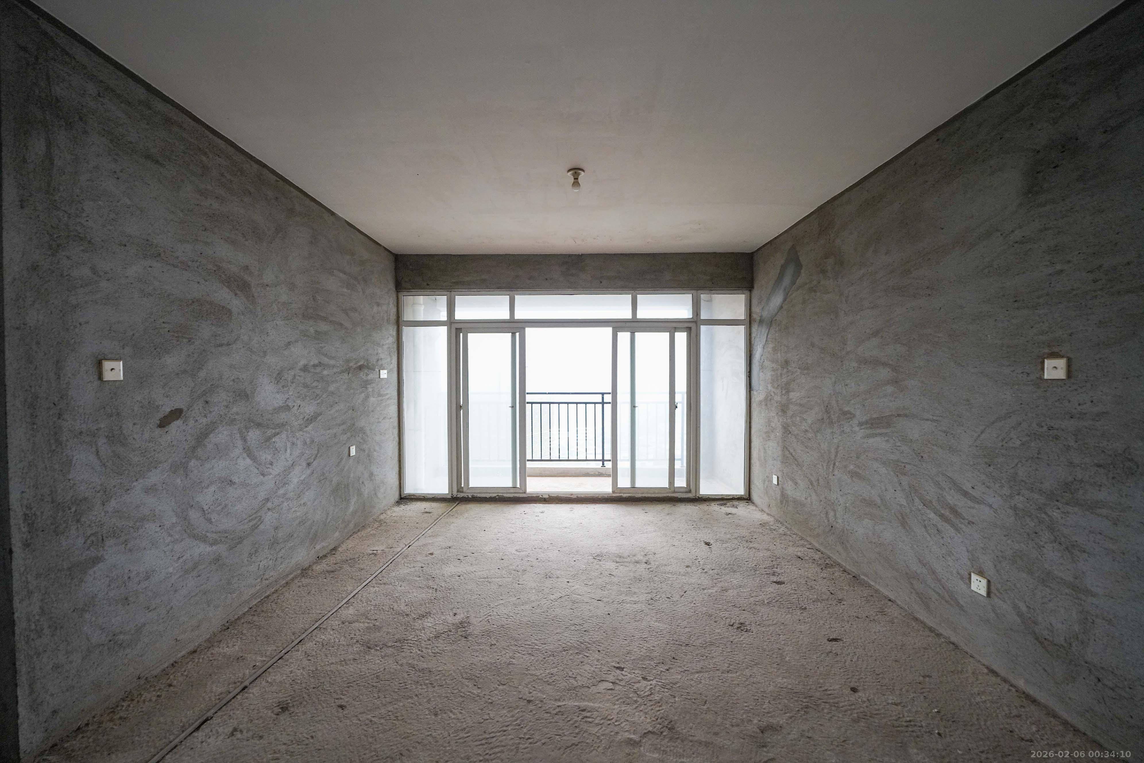 凯富漫城  1室2厅1卫    35.0万