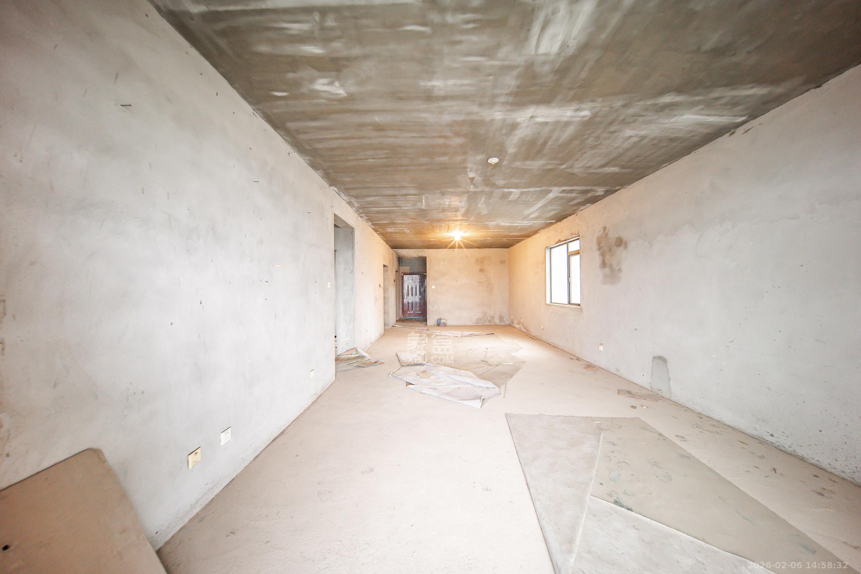 阳光100三期  3室2厅2卫    115.0万