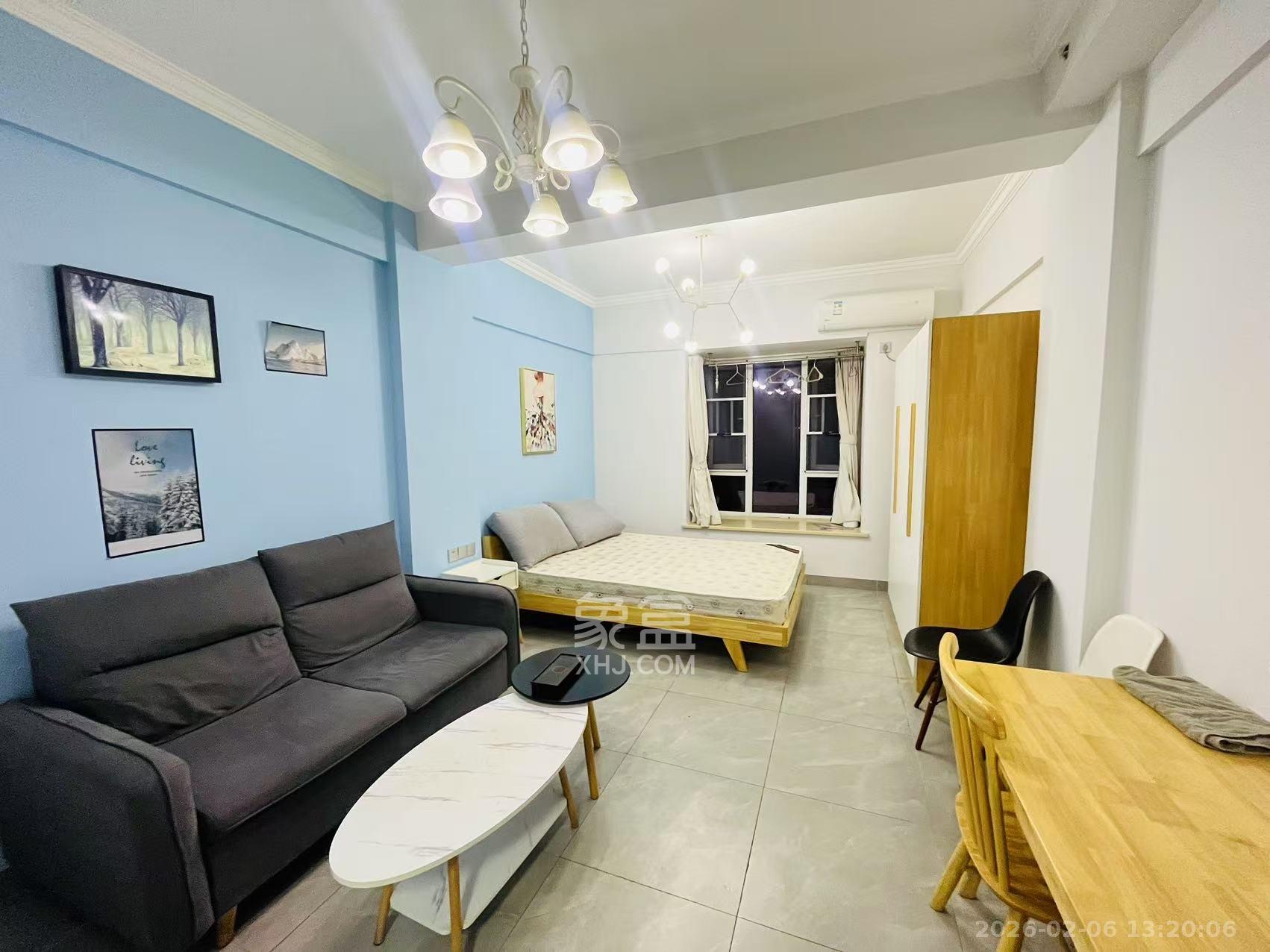 芙蓉万国城MOMA（卓越汇富苑）  1室1厅1卫    1300.0元/月