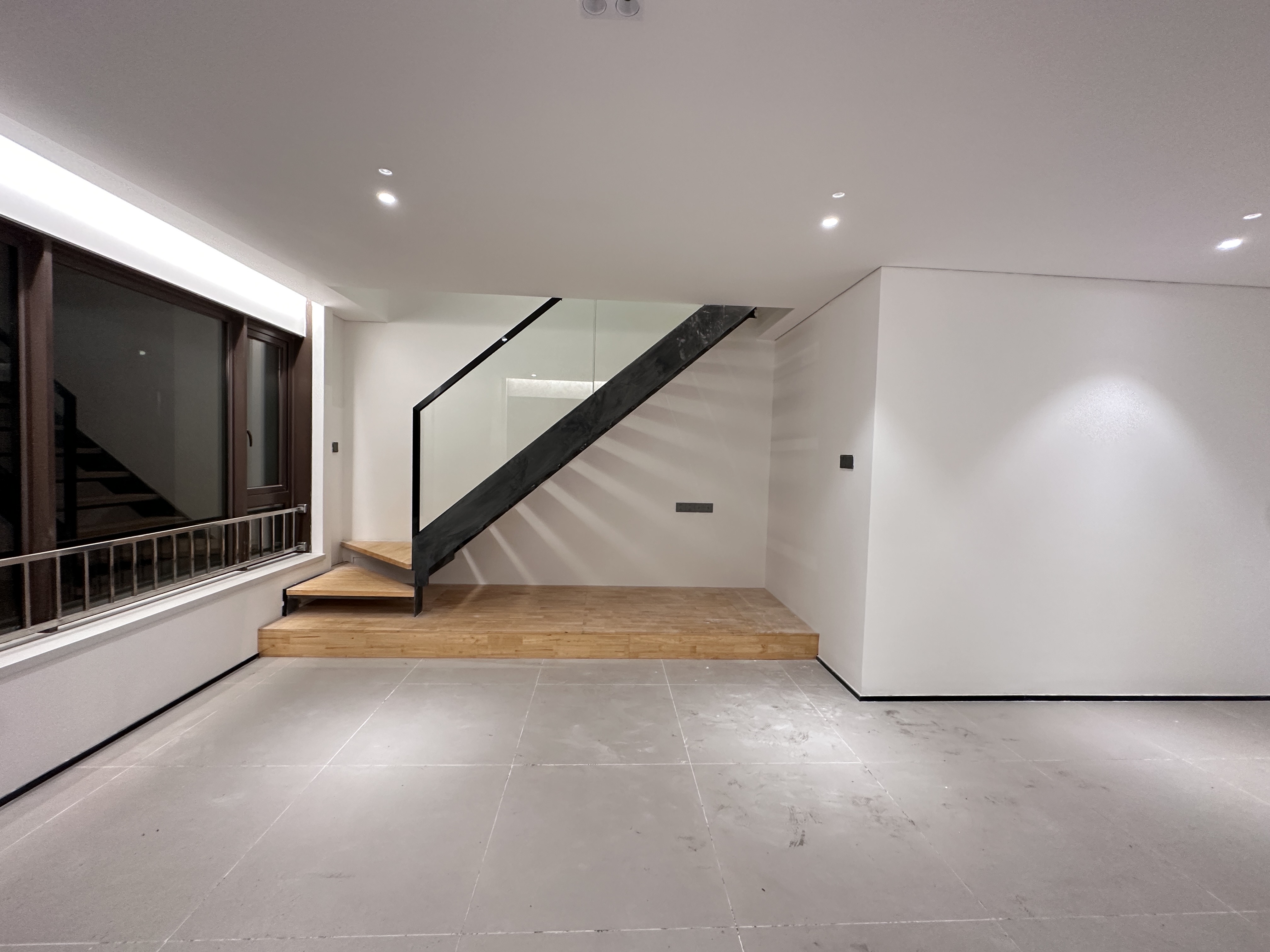 海航豪庭南苑  1室0厅0卫    130.0万