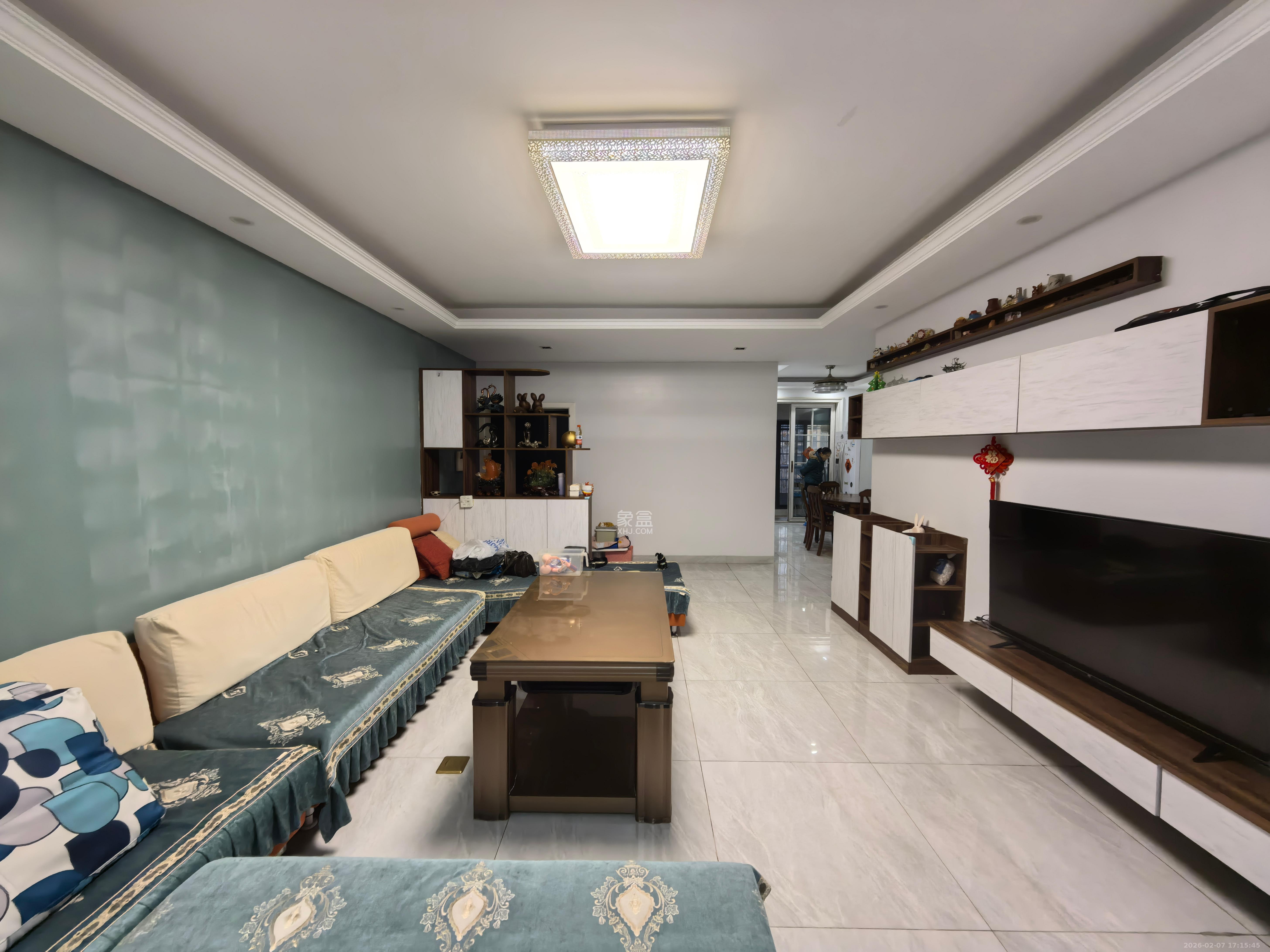 中城丽景香山园  3室2厅2卫    3600.0元/月